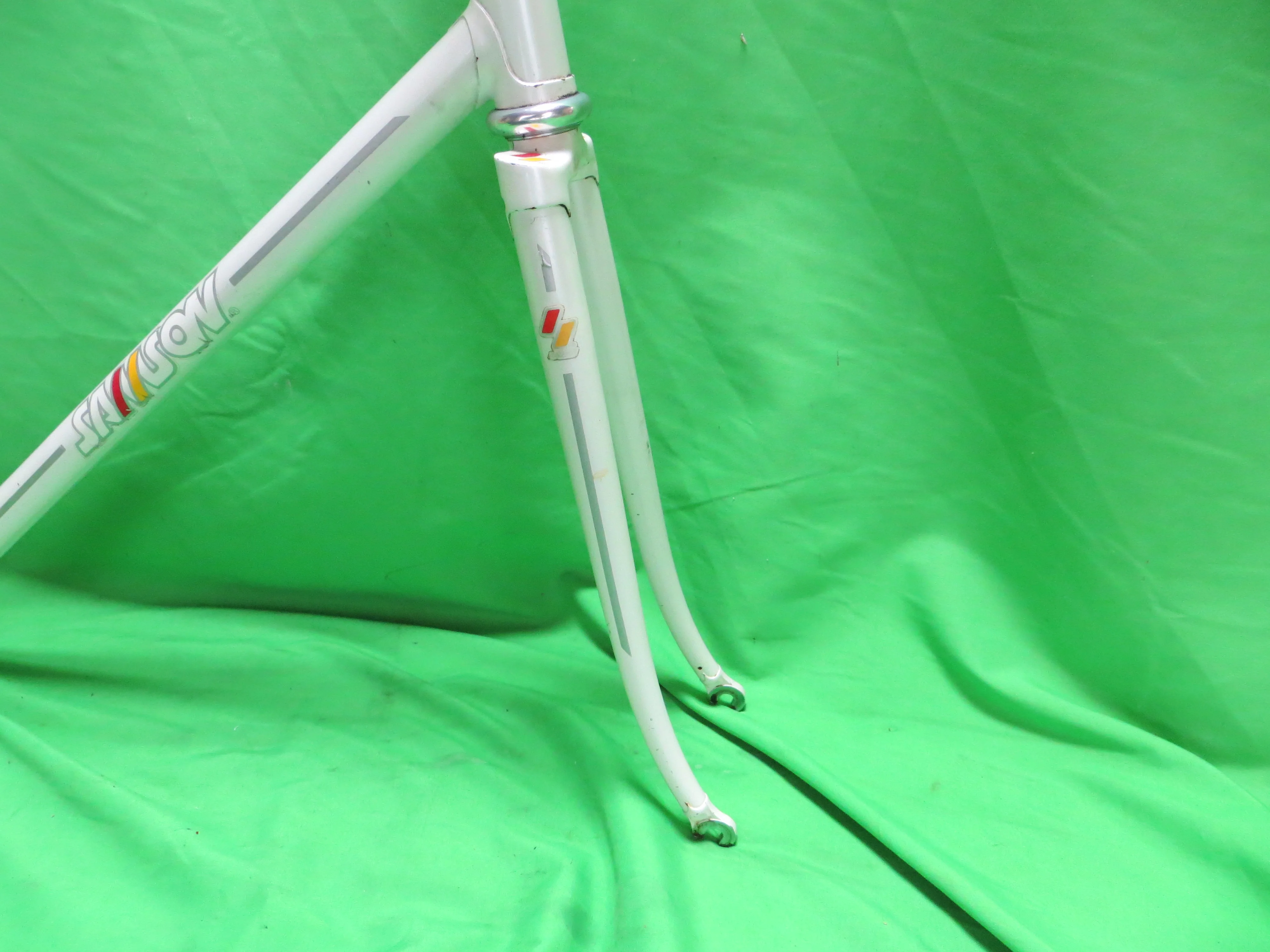 Samson// White // 57.5cm - Image 11