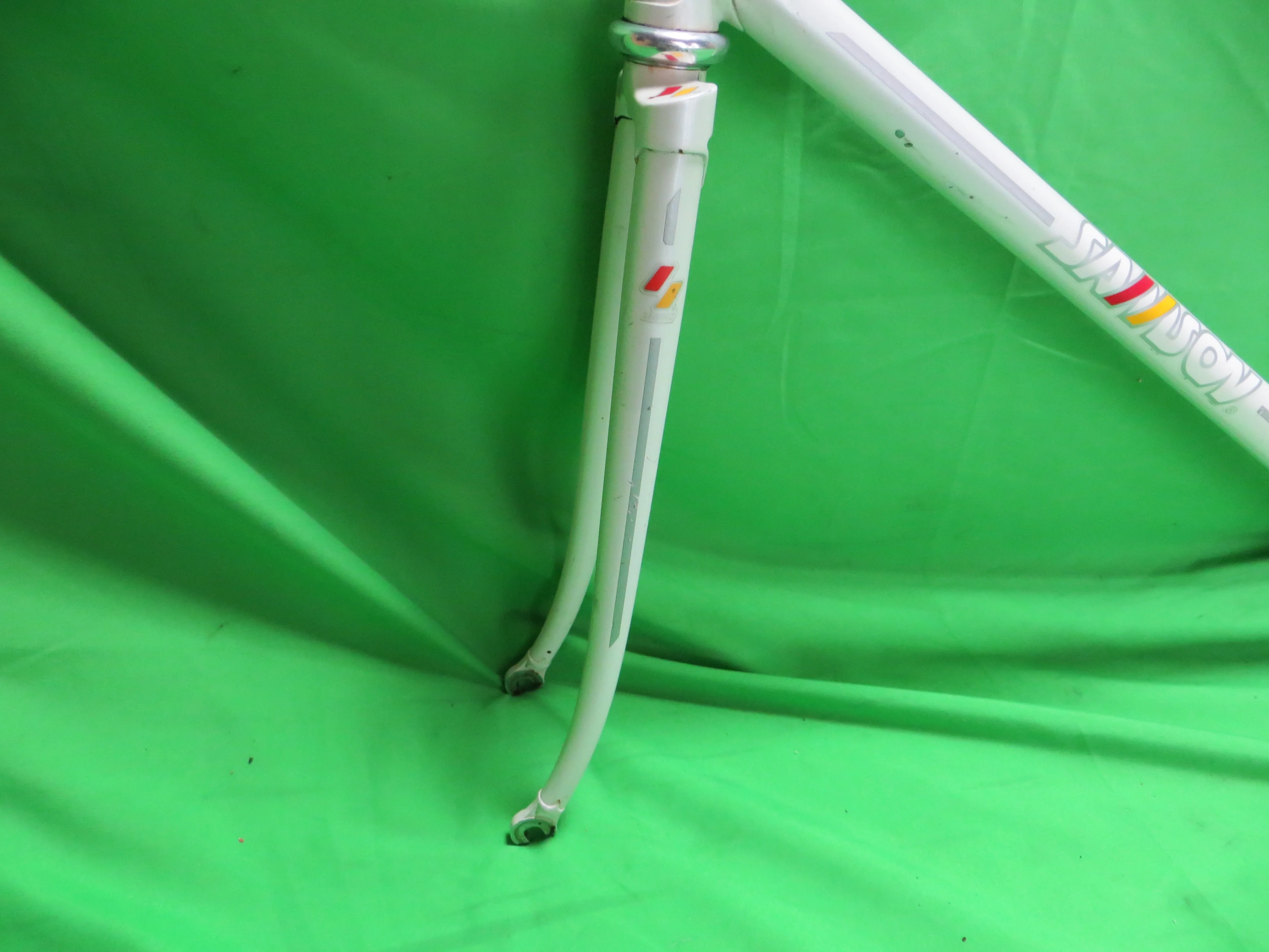 Samson// White // 57.5cm - Image 3