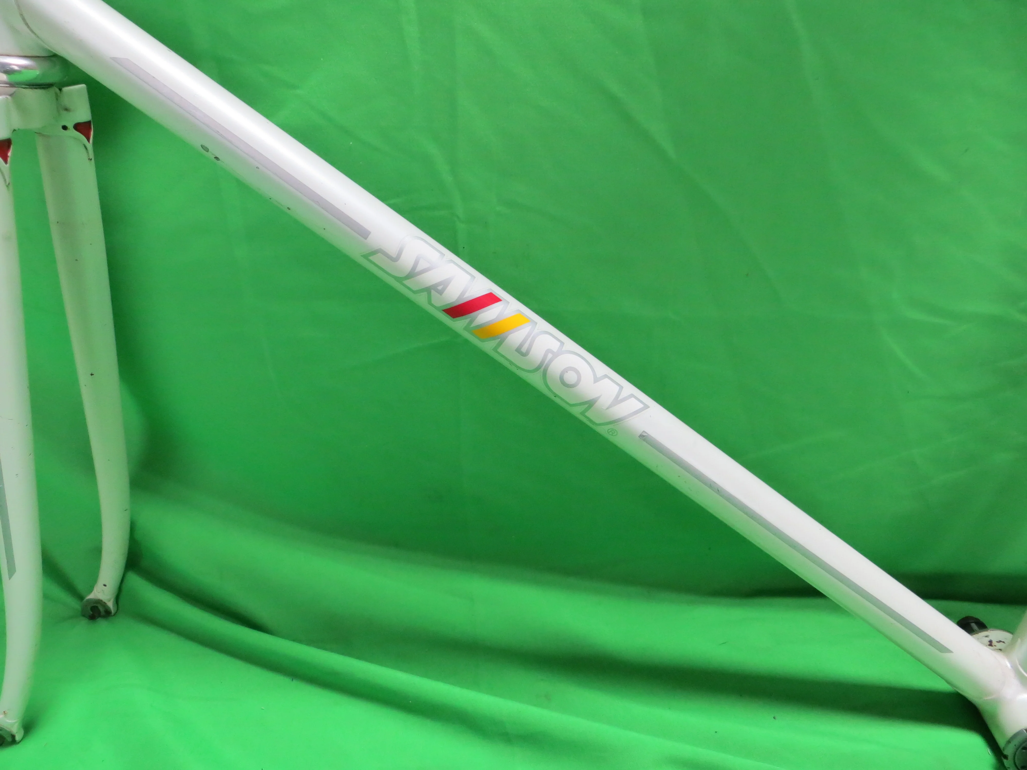 Samson// White // 57.5cm - Image 7
