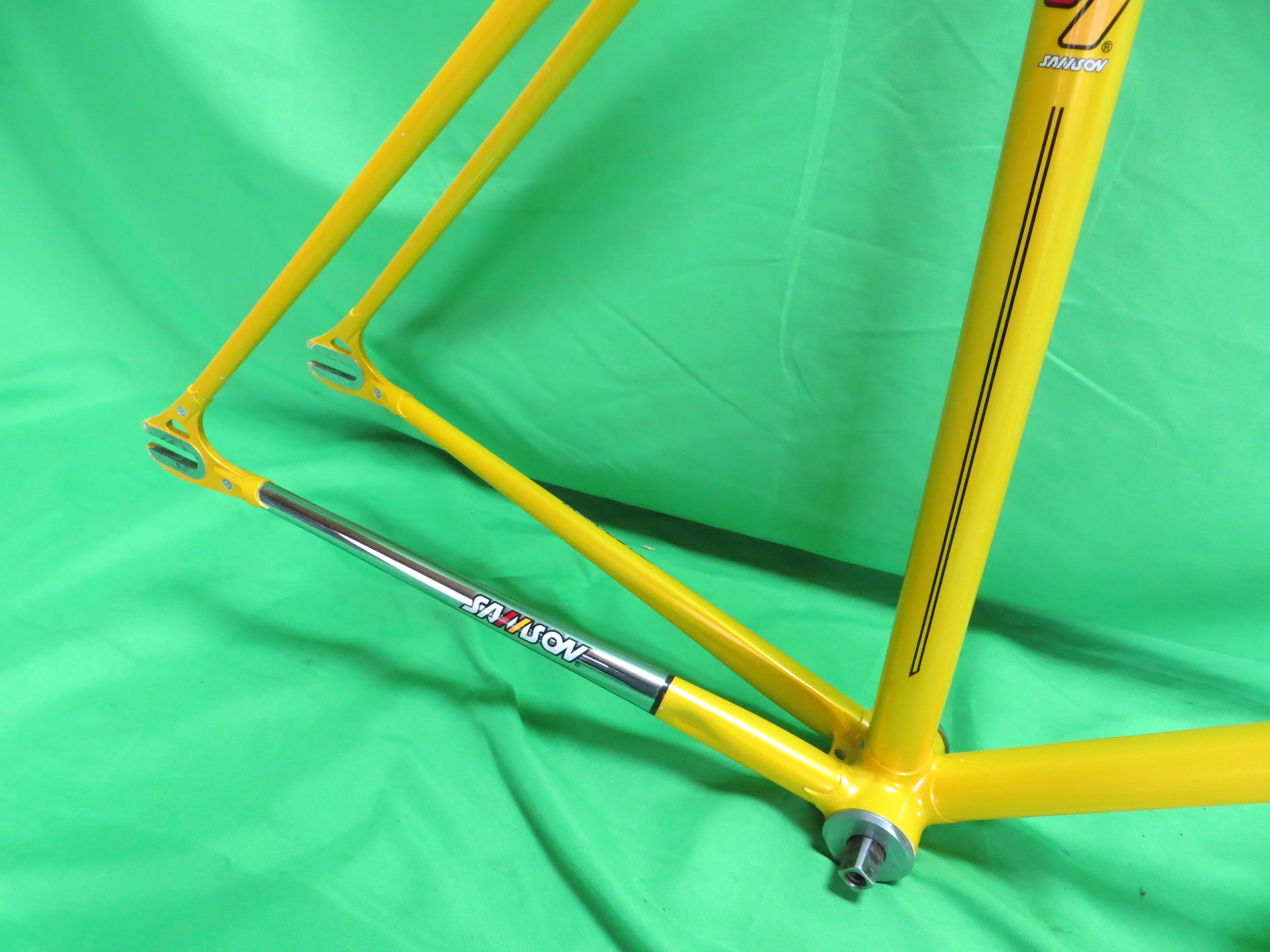Samson // Yellow Metallic // 51cm - Image 14