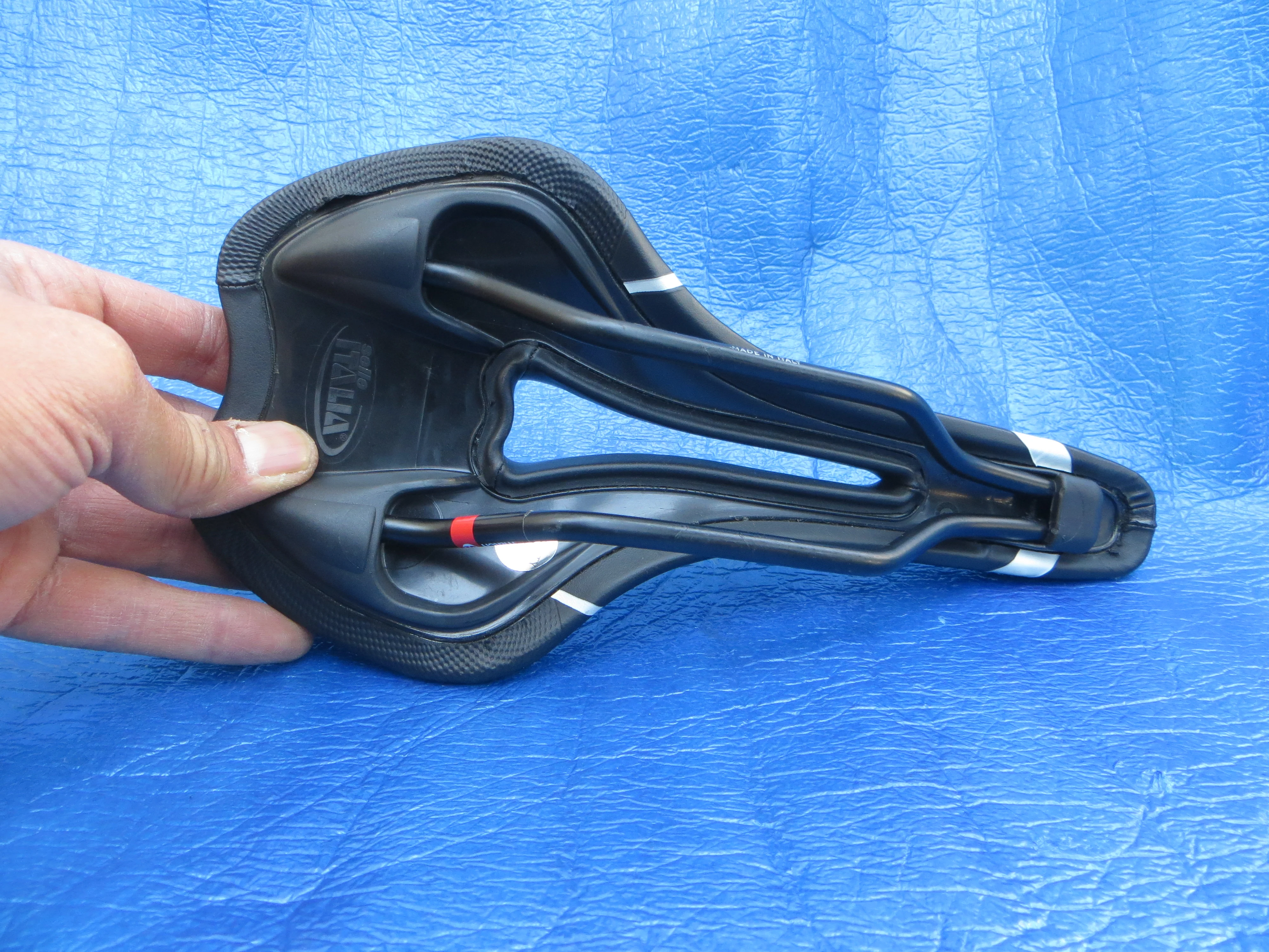 Selle ITALIA Nekkar 44mm Rail PADDED Saddle Non NJS (25032201) - Image 5