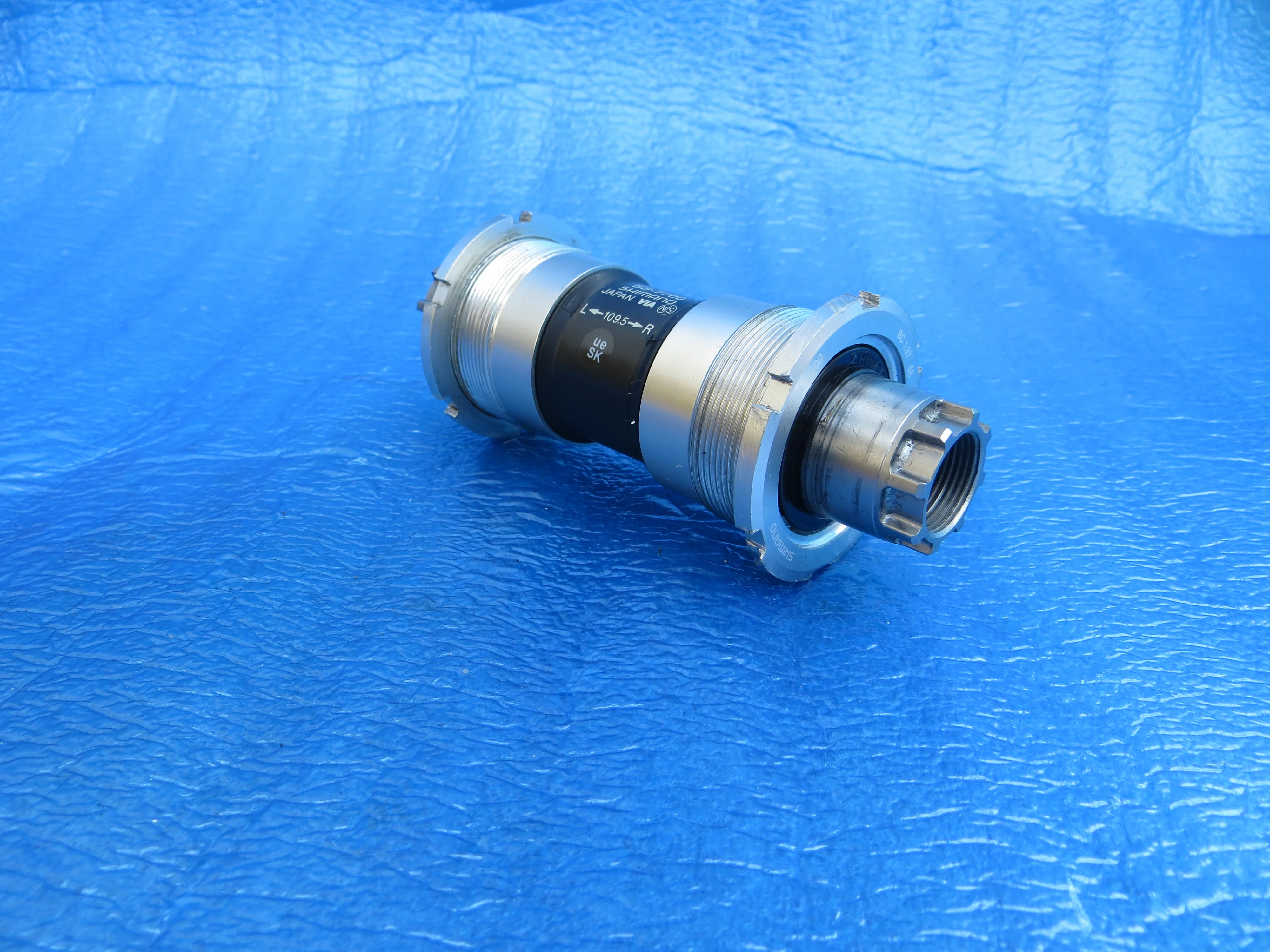 Shimano BB-7700  NJS Bottom Bracket 68mm-109.5mm (26041925) - Image 4