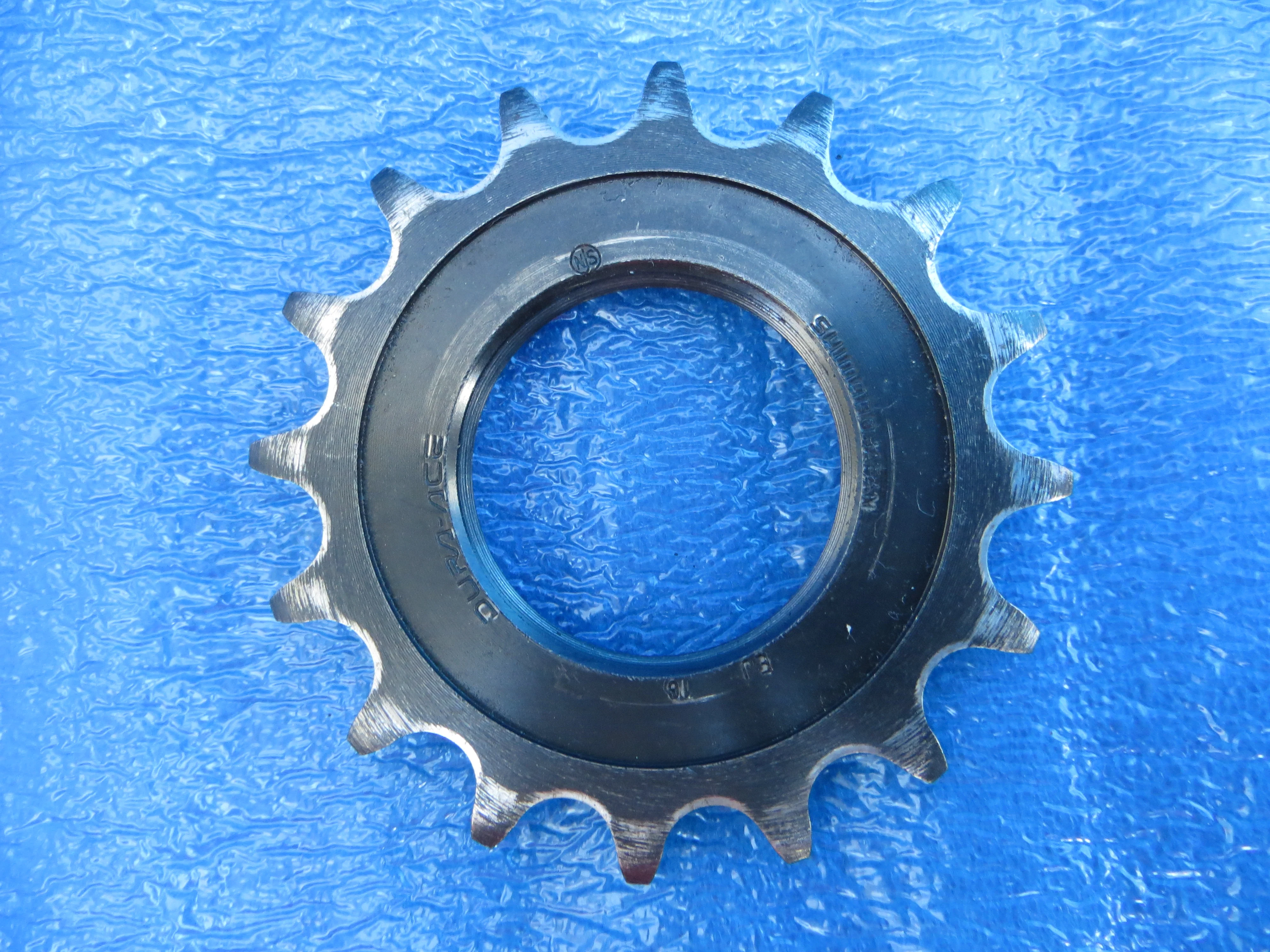 Shimano Dura Ace 16T 1/8" NJS Cog (26010208)