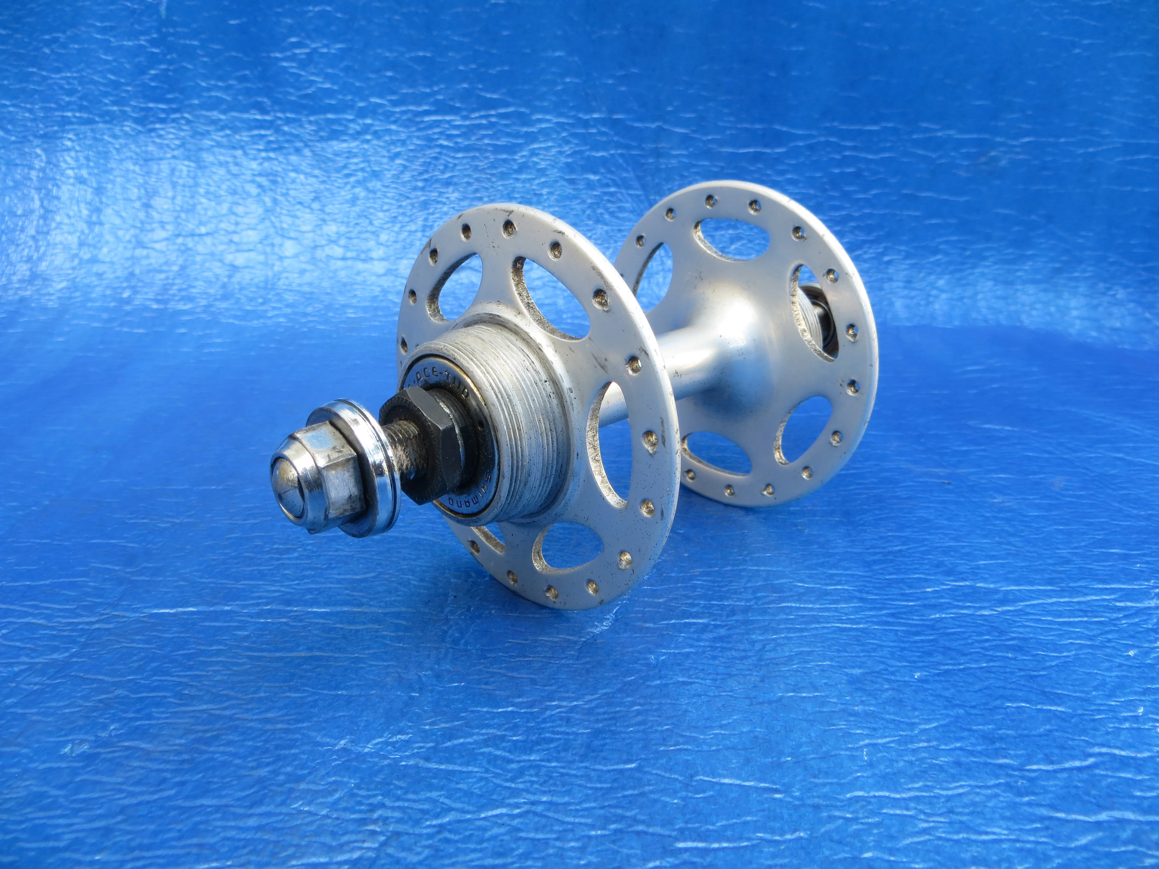 Shimano Dura Ace HB-7520 36H 110mm Rear Hub NJS (24120502) - Image 3