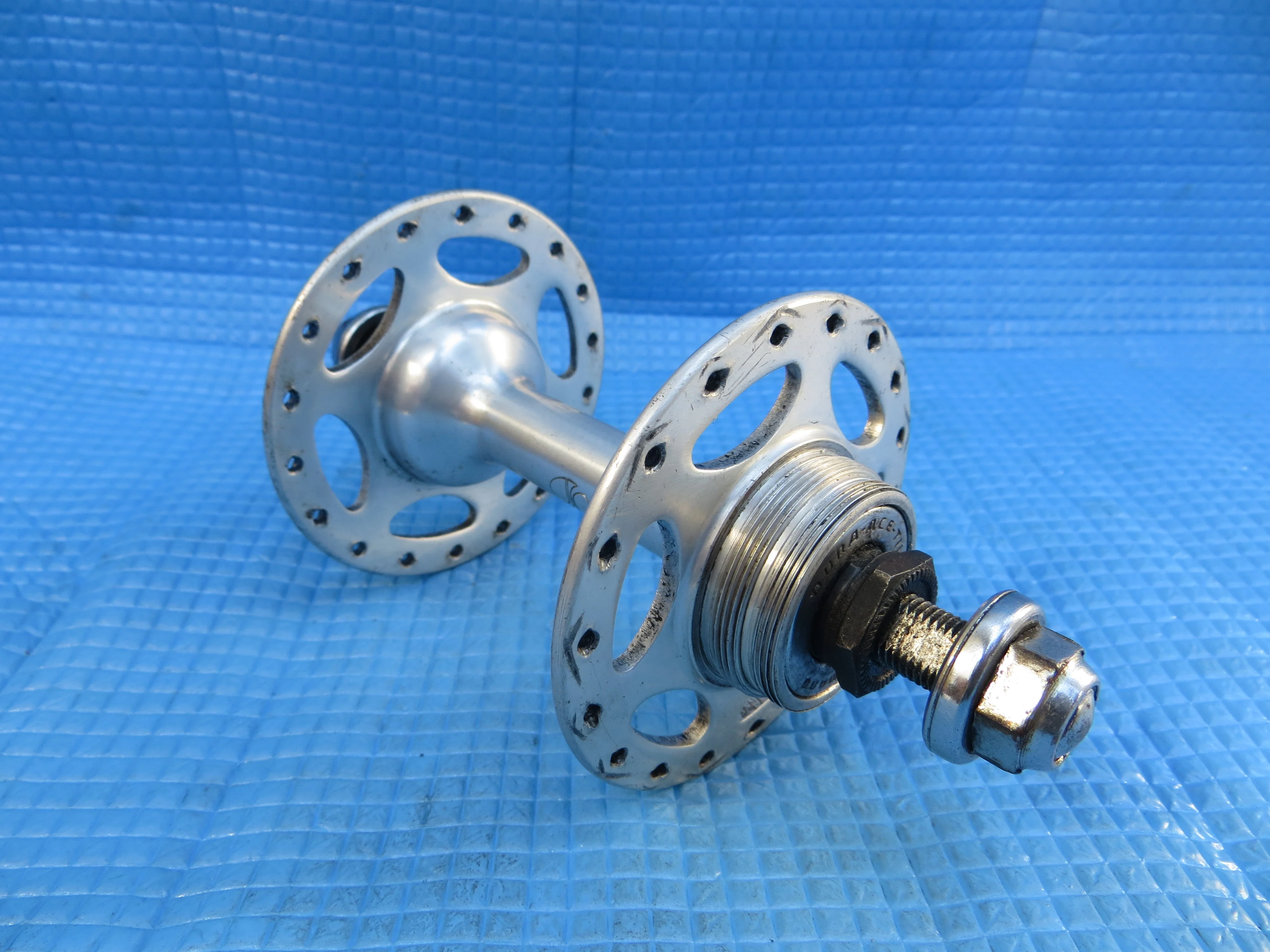 Shimano Dura Ace HB-7520 36H 110mm Rear Hub NJS One Sided Fixed (22100203) - Image 4