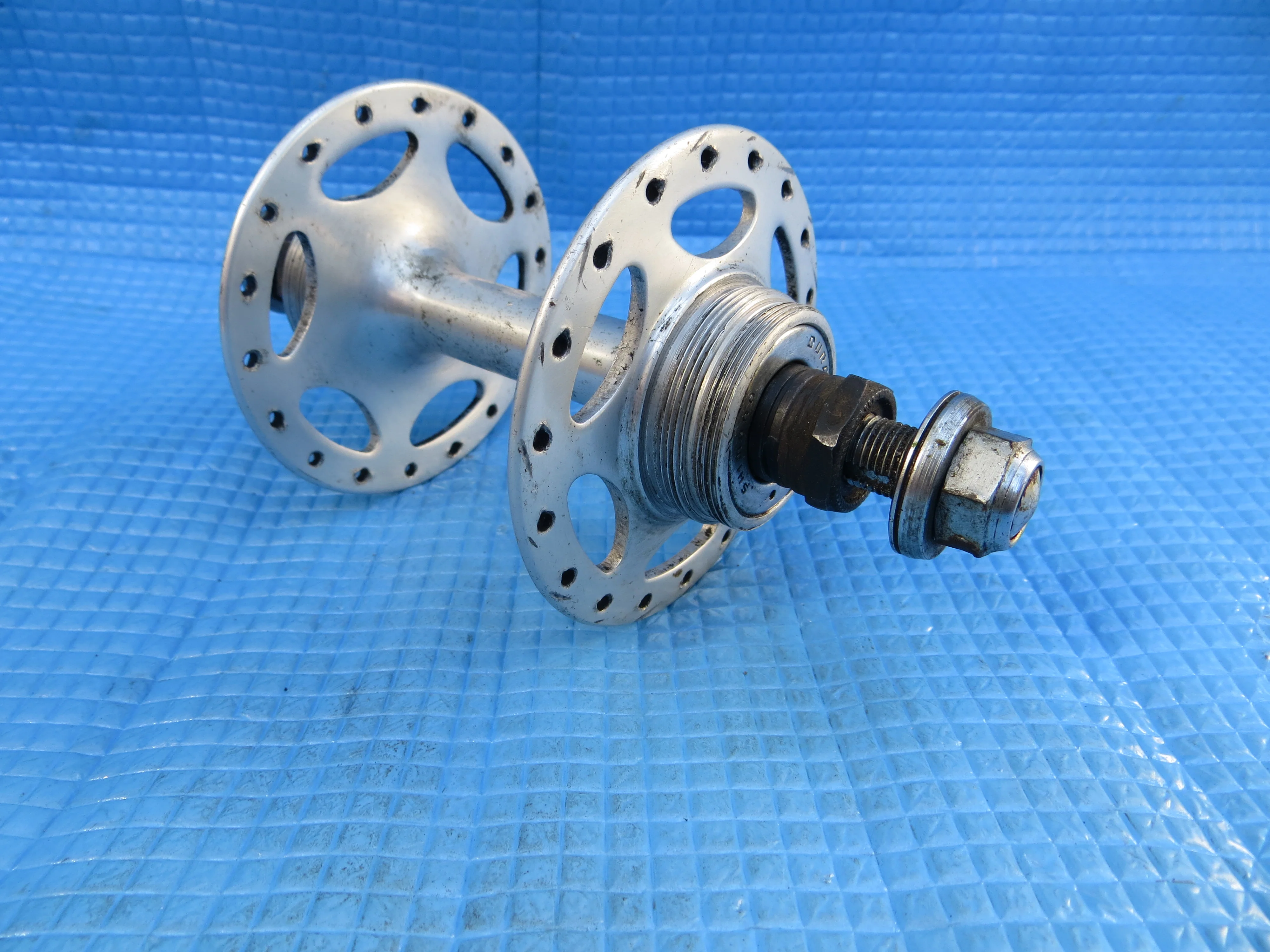 Shimano Dura Ace HB-7520 36H 120mm Rear Hub NJS (22100202) - Image 2