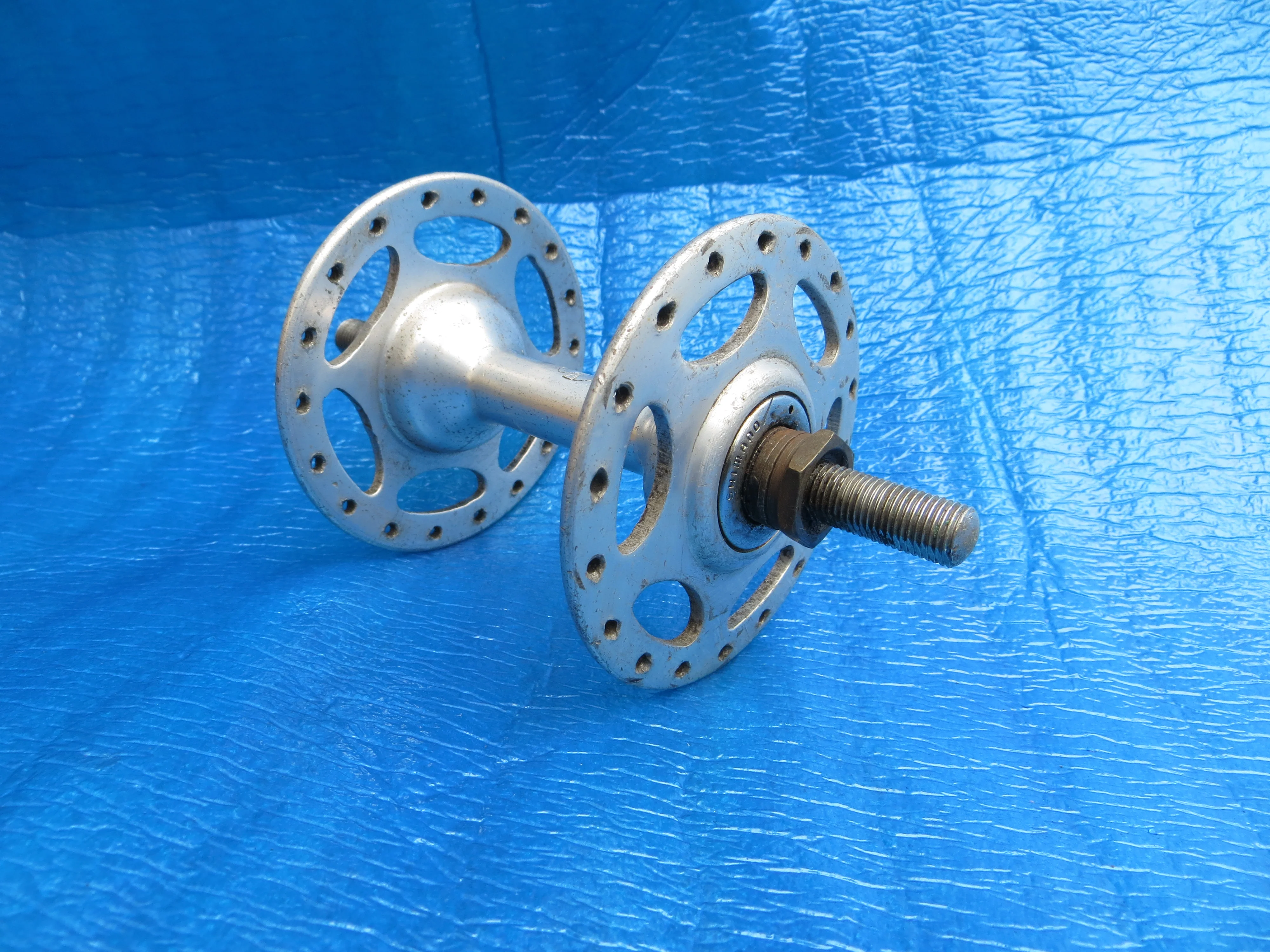 Shimano Dura Ace HB-7520 36H Front Hub 8mm BIA (24040802) - Image 2