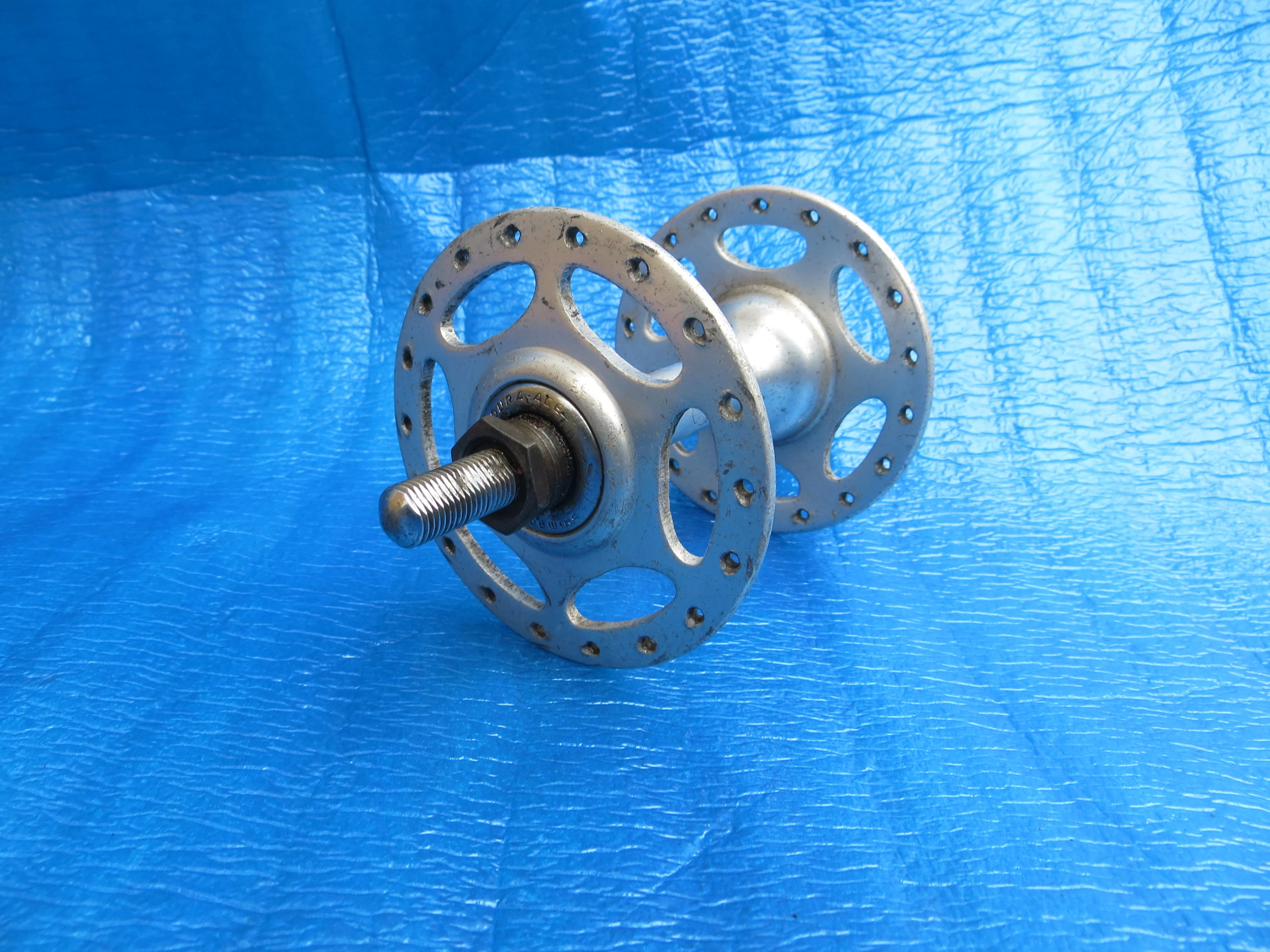 Shimano Dura Ace HB-7520 36H Front Hub 8mm BIA (24040802) - Image 3