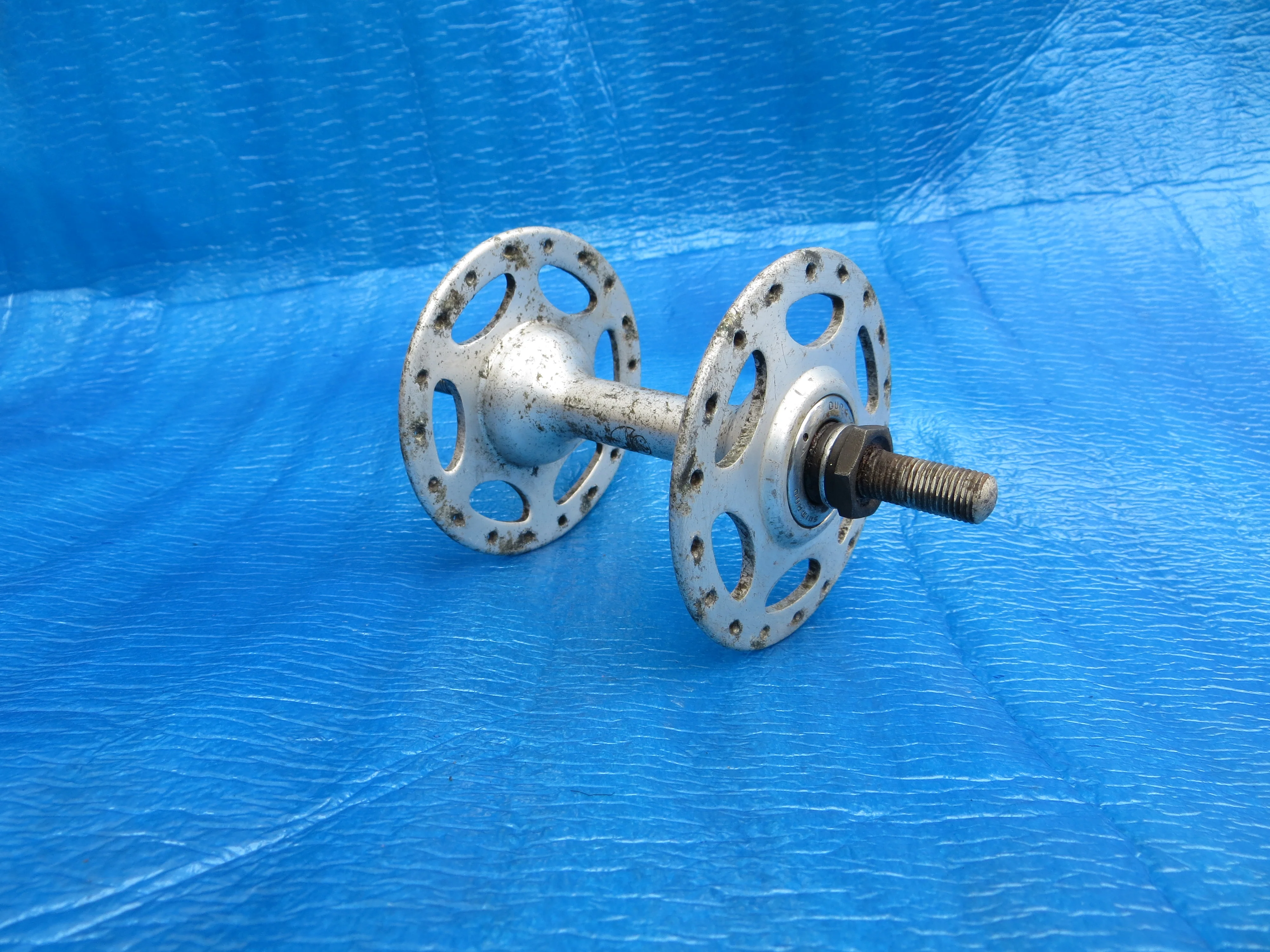 Shimano Dura Ace HB-7520 36H Front Hub 8mm BIA (24040811) - Image 2