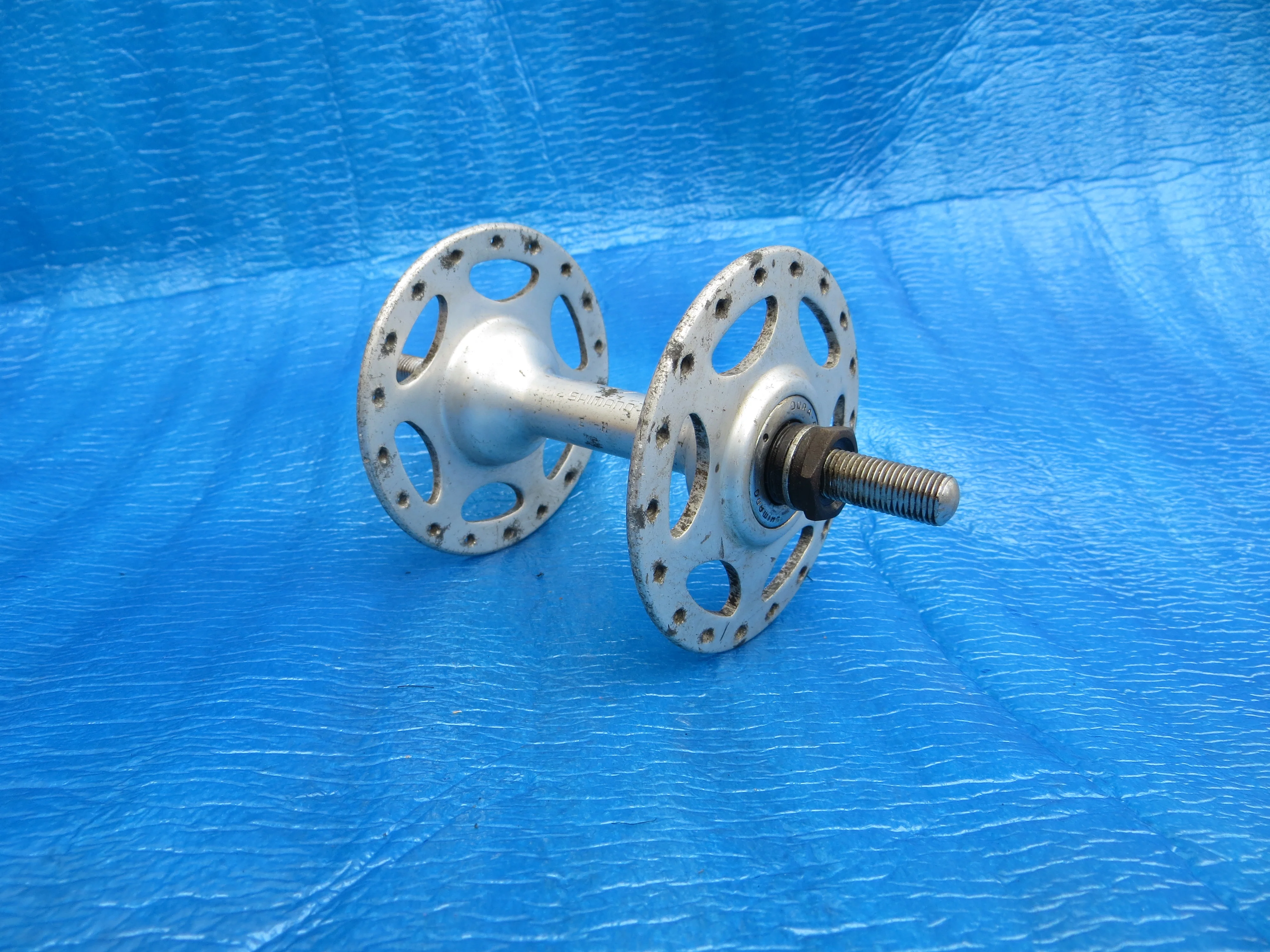 Shimano Dura Ace HB-7520 36H Front Hub 8mm NJS (24040815) - Image 2