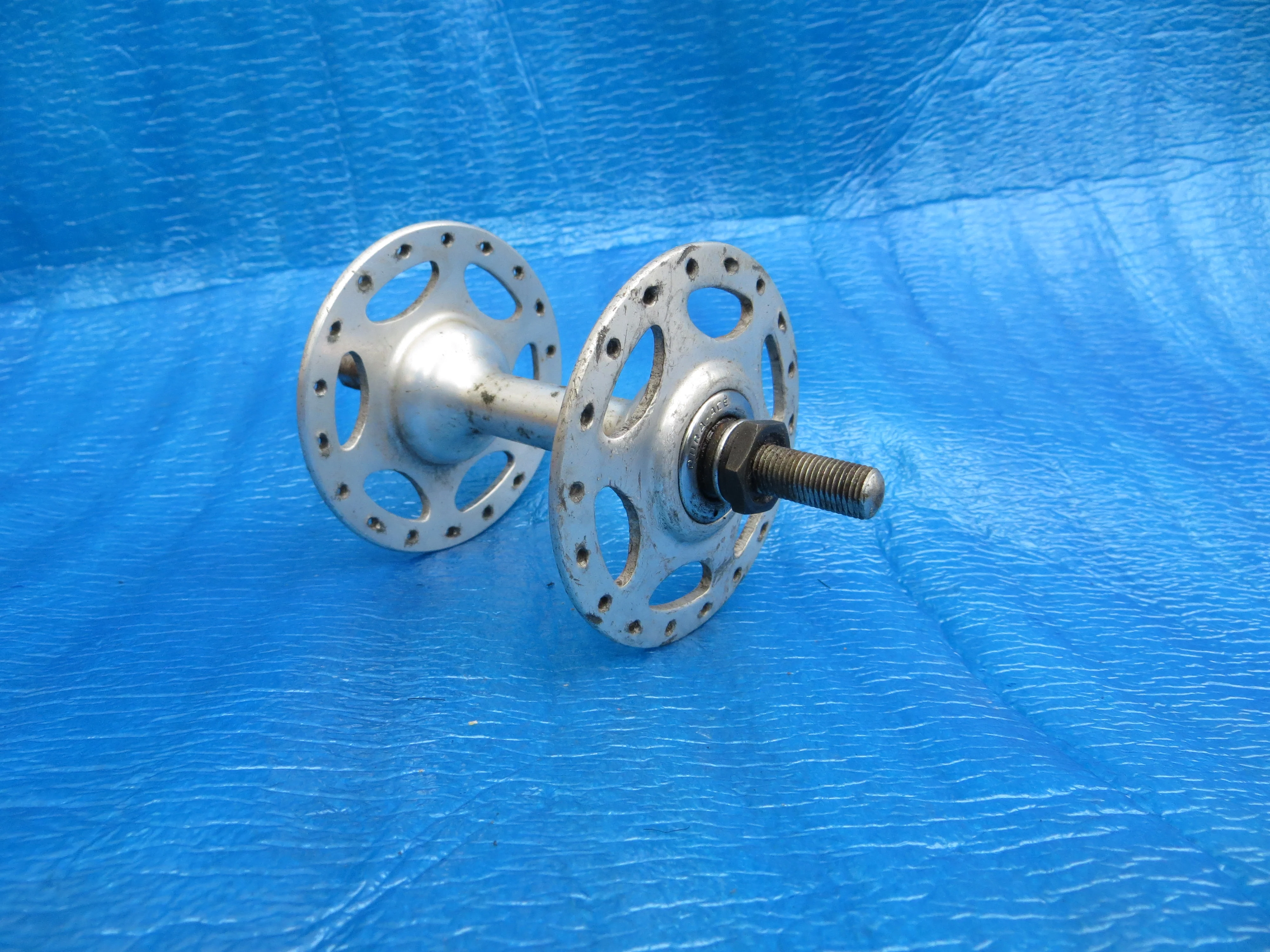 Shimano Dura Ace HB-7520 36H Front Hub 8mm BIA (24040816) - Image 4