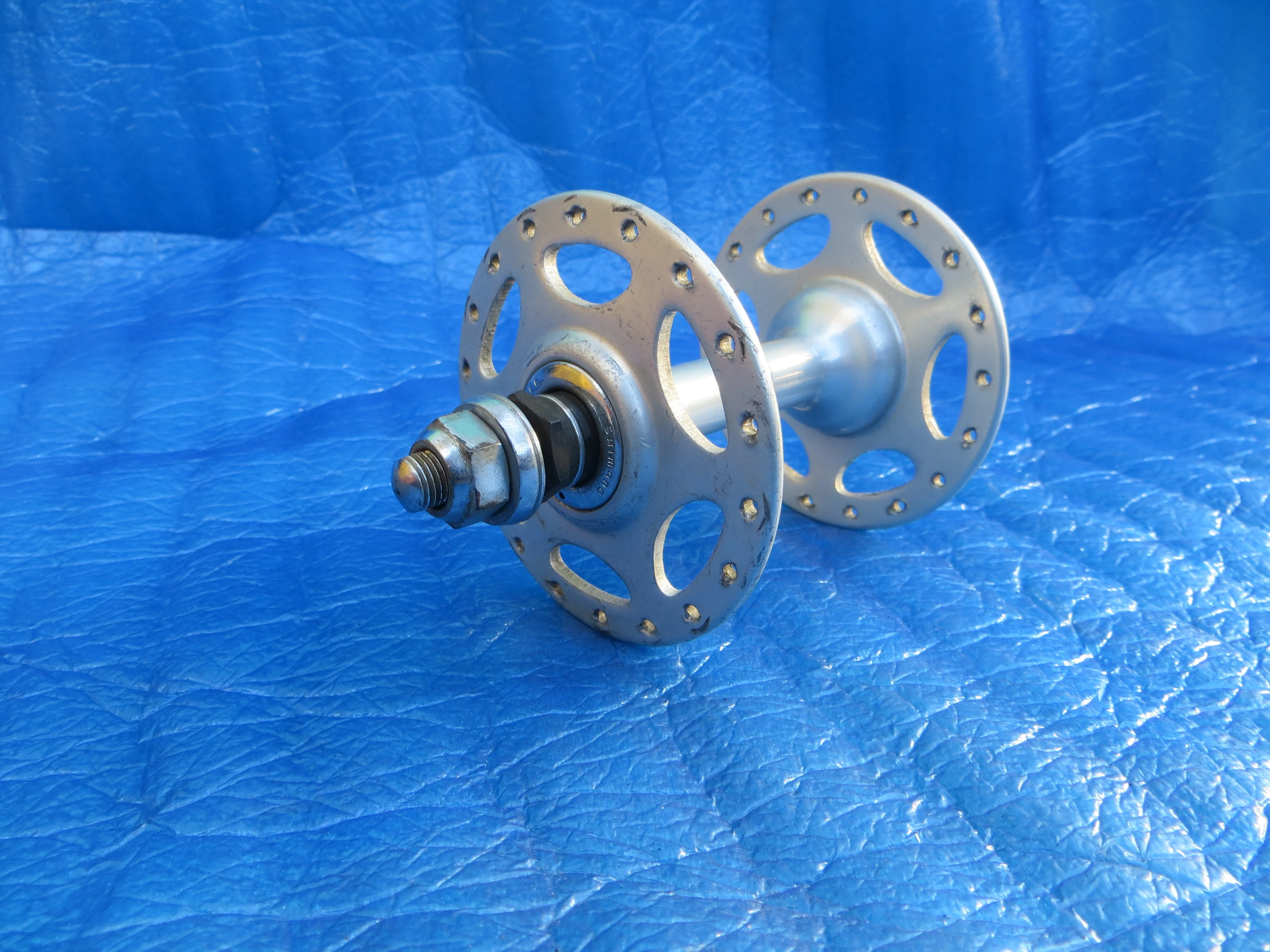 Shimano Dura Ace HB-7520 36H Front Hub 8mm NJS (25121206)