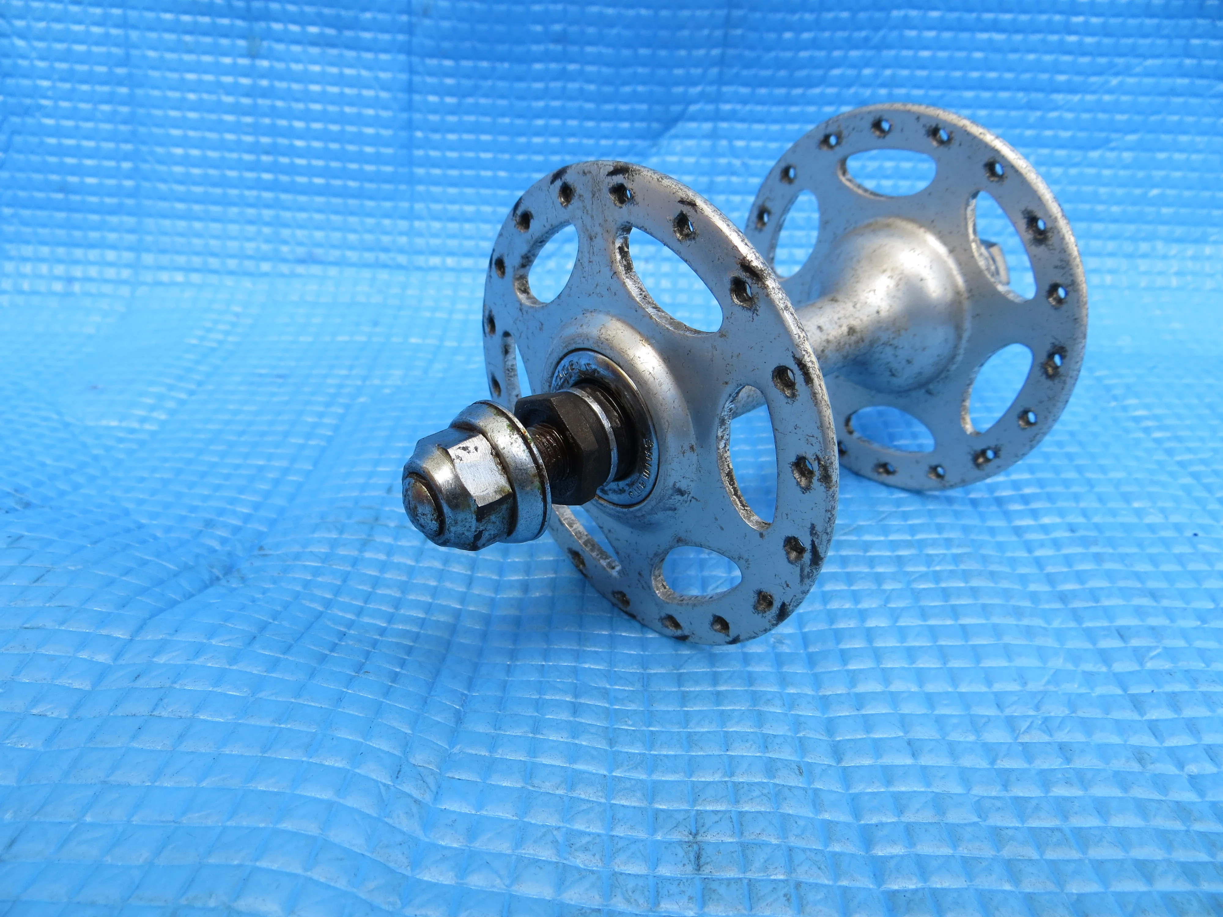 Shimano Dura Ace HB-7520 36H Front Hub BIA 8mm (22100815) - Image 3