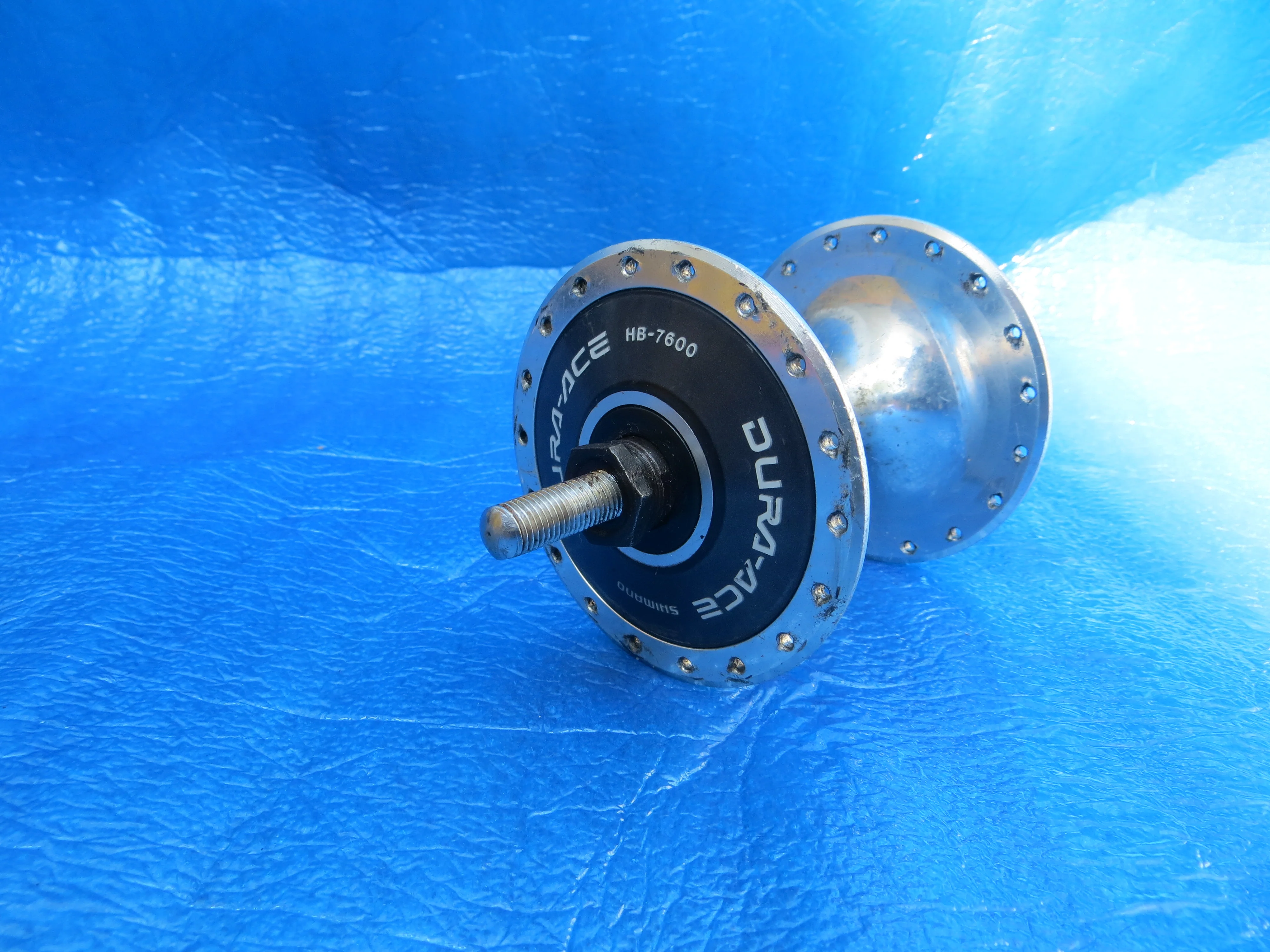 Shimano Dura Ace HB-7600 36H 100mm/8mm Front Hub NJS w/o Wheel Nuts (25063004) - Image 3
