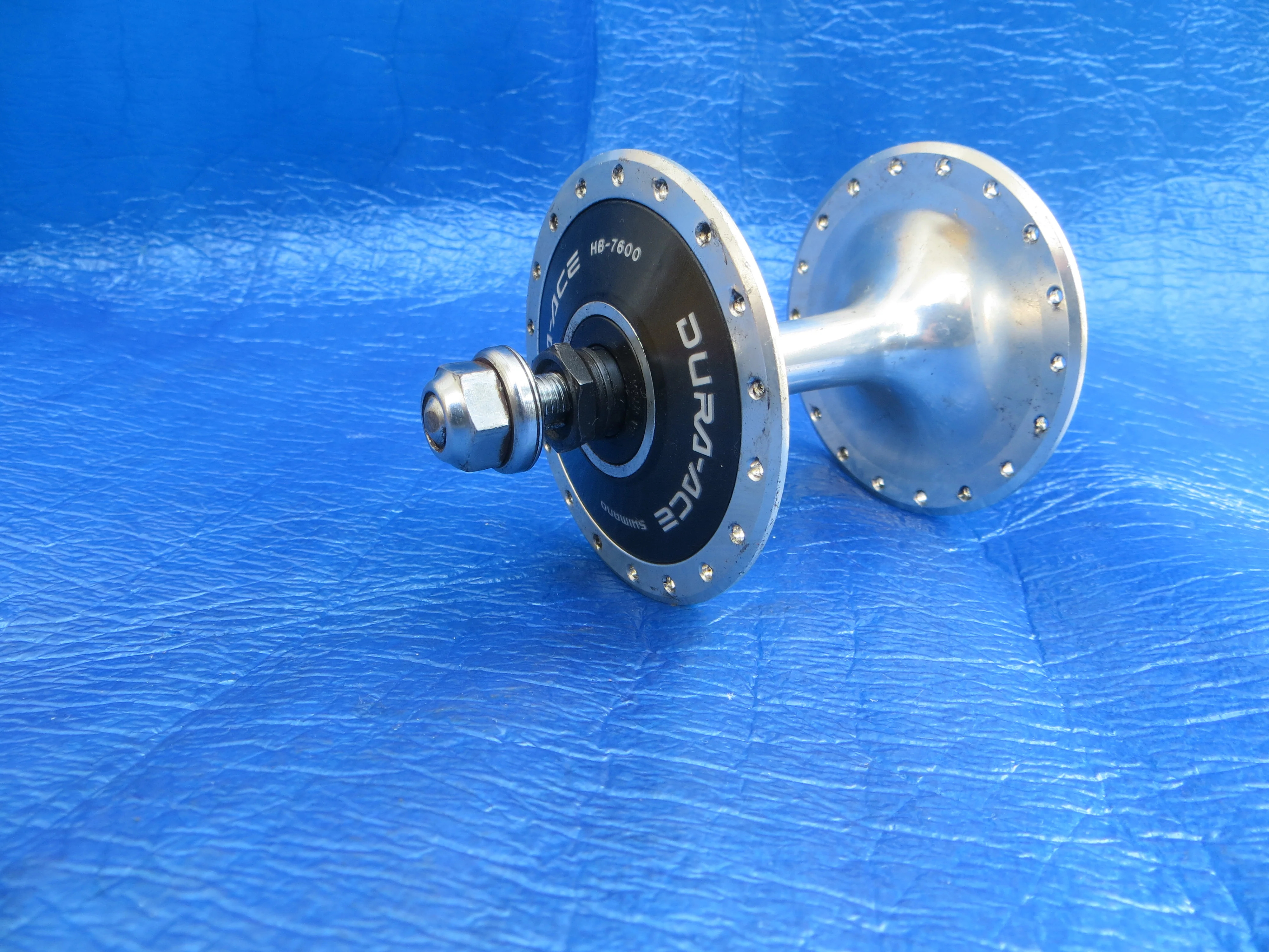 Shimano Dura Ace HB-7600 36H 100mm/9mm Front Hub NJS (25011501) - Image 3