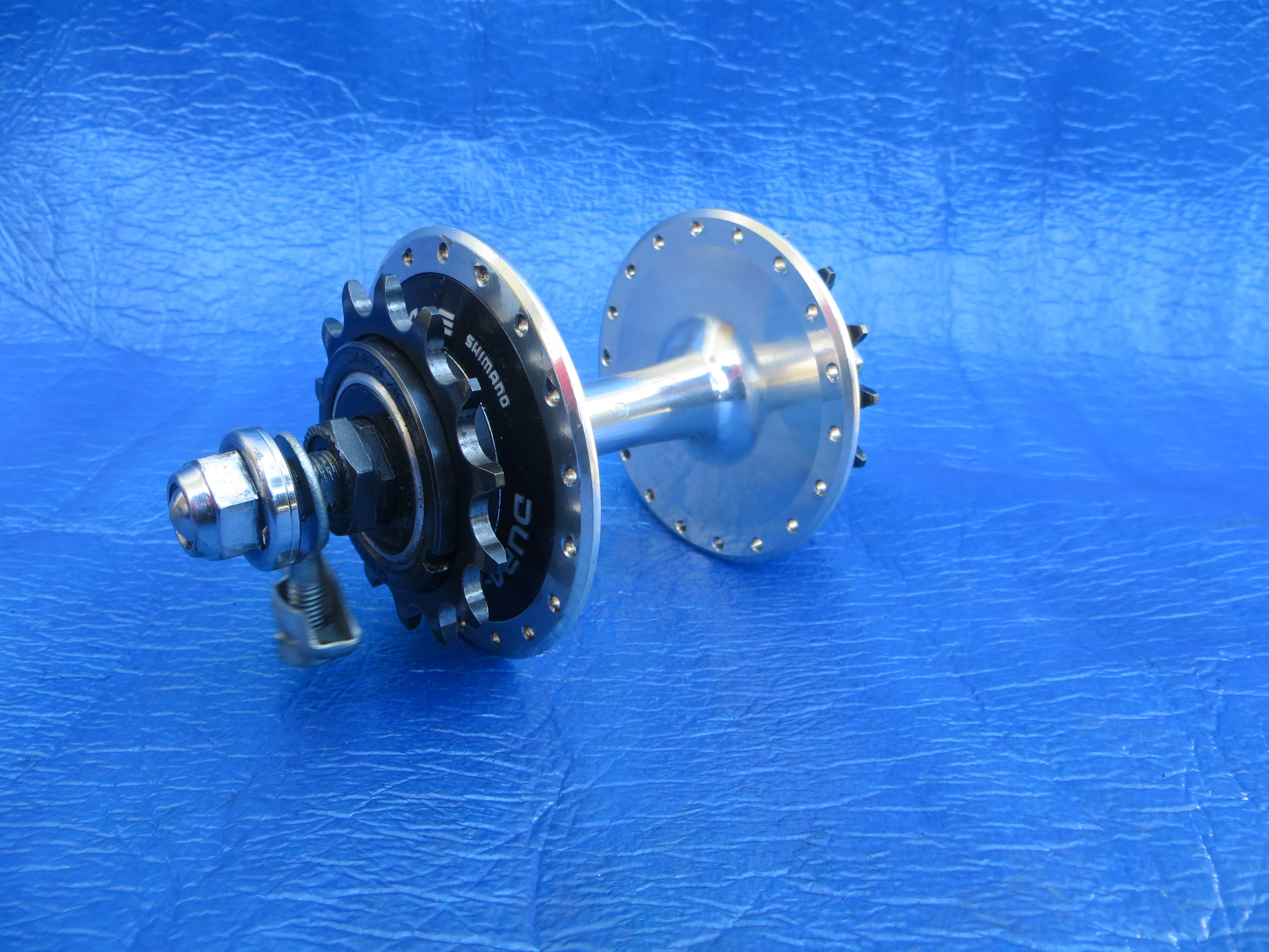 Shimano Dura Ace HB-7600 36H 110mm Rear Hub NJS (24122405) - Image 3