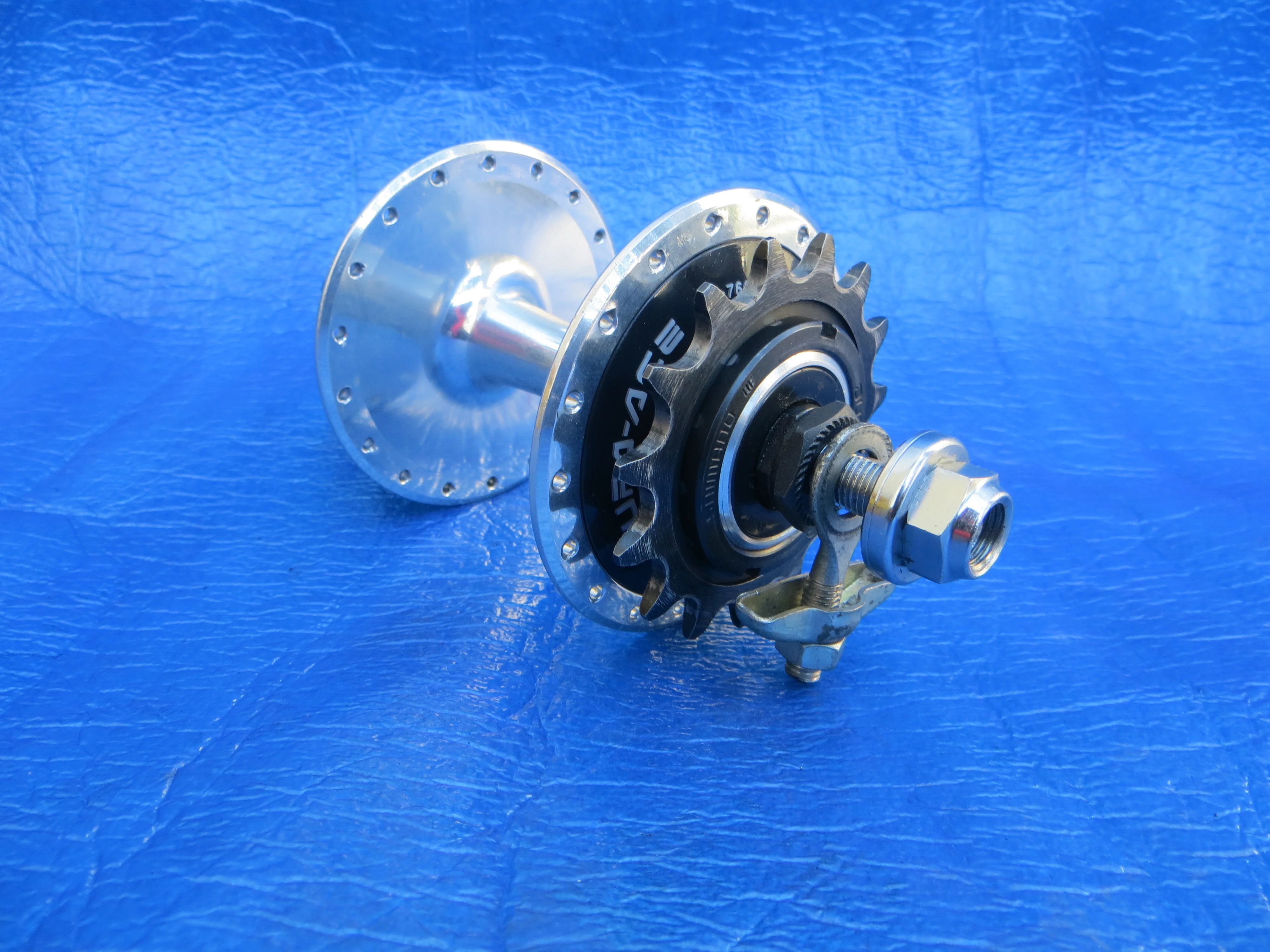 Shimano Dura Ace HB-7600 36H 110mm Rear Hub NJS (24122406) - Image 2