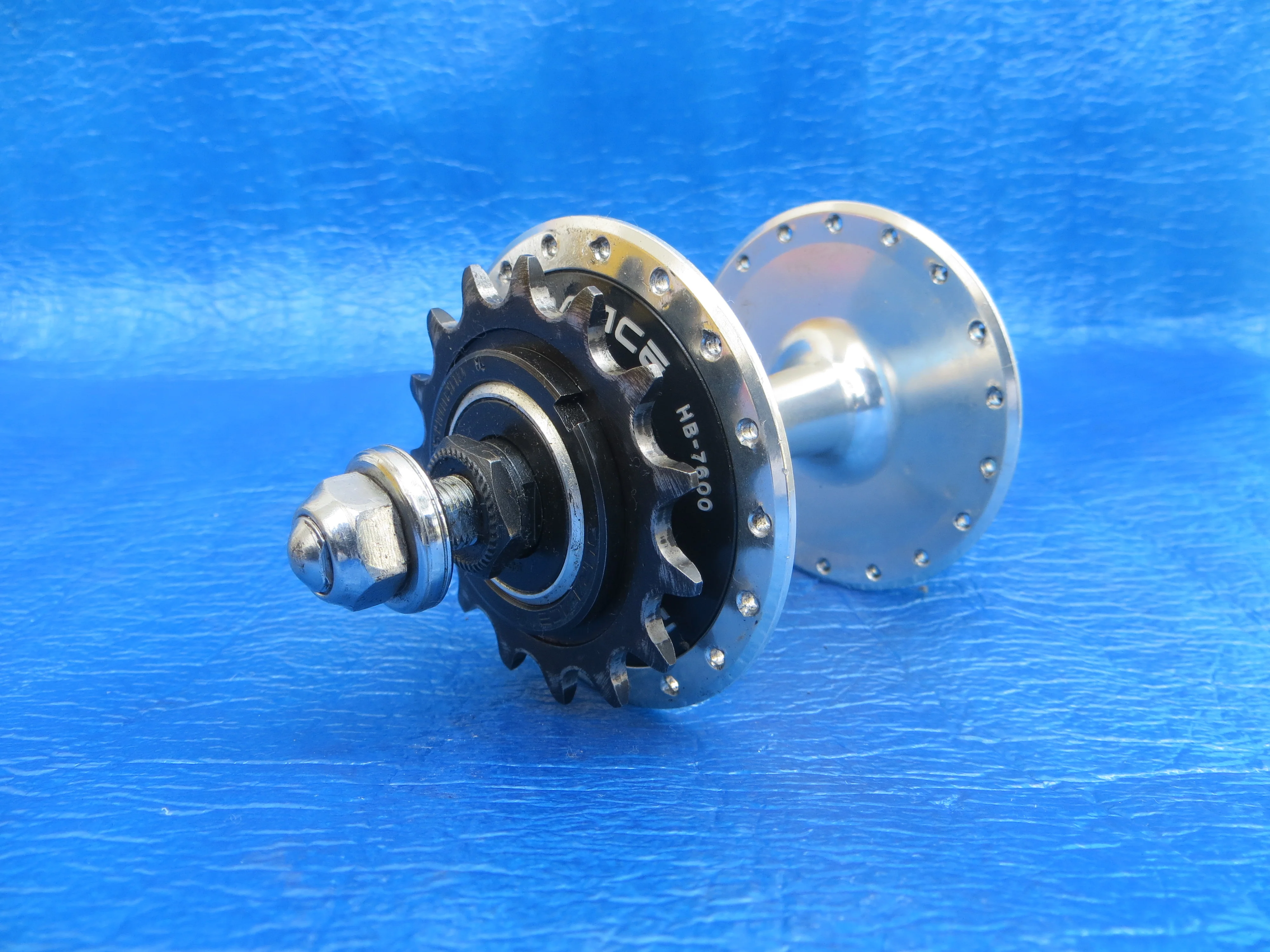 Shimano Dura Ace HB-7600 36H 110mm Rear Hub NJS (25010516) - Image 3