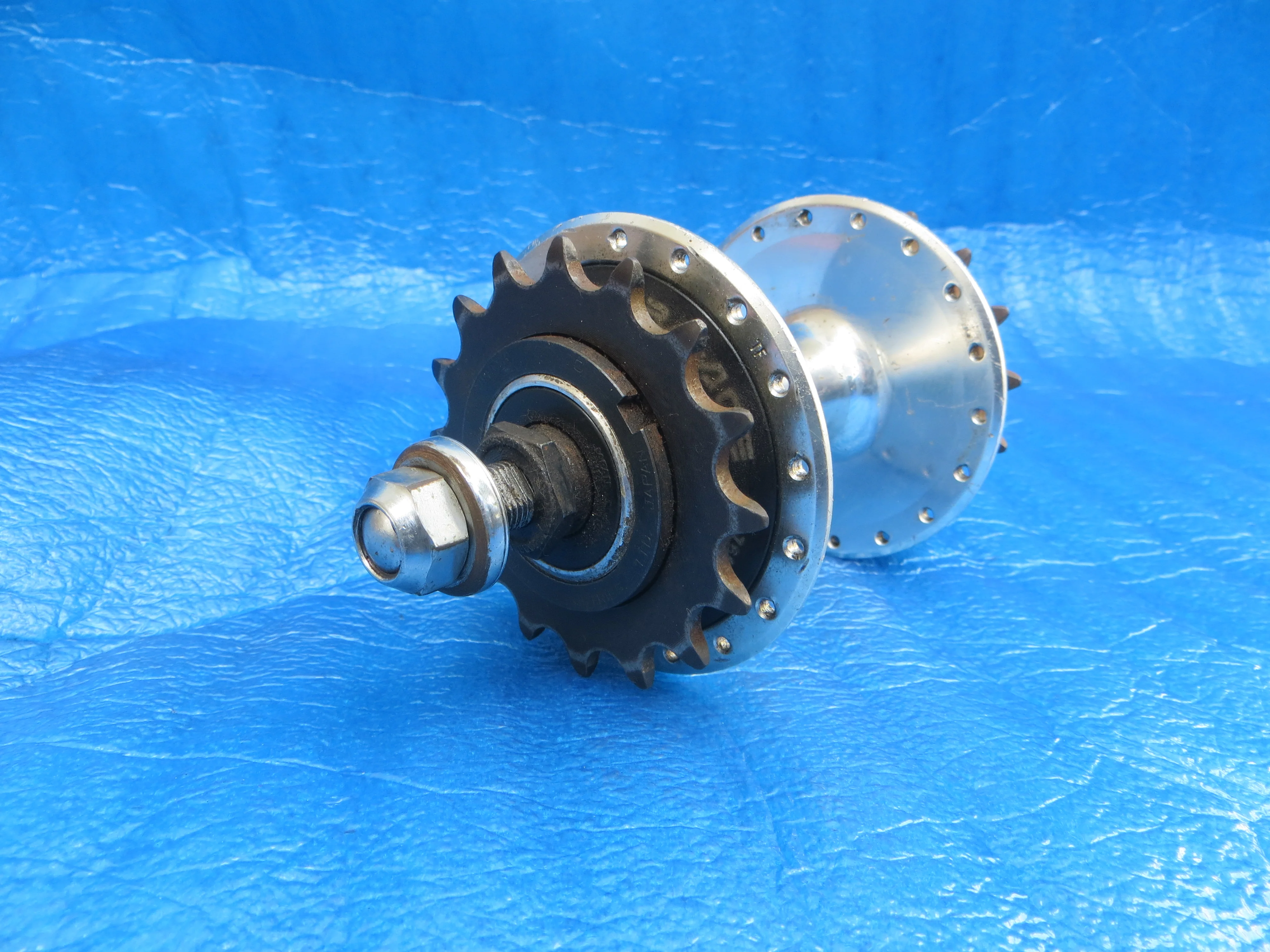 Shimano Dura Ace HB-7600 36H 110mm Rear Hub NJS (25101801)