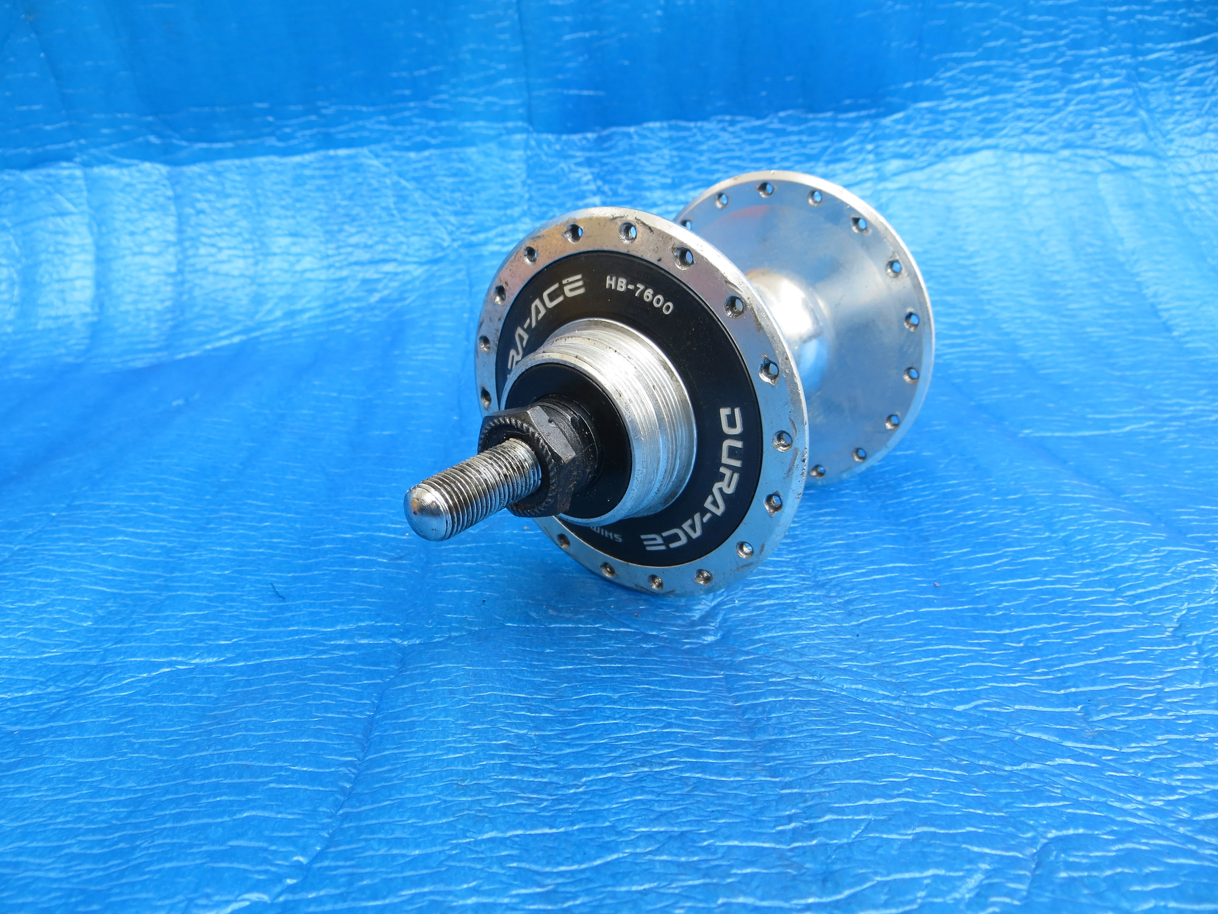 Shimano Dura Ace HB-7600 36H 120mm Rear Hub NJS (24041107)
