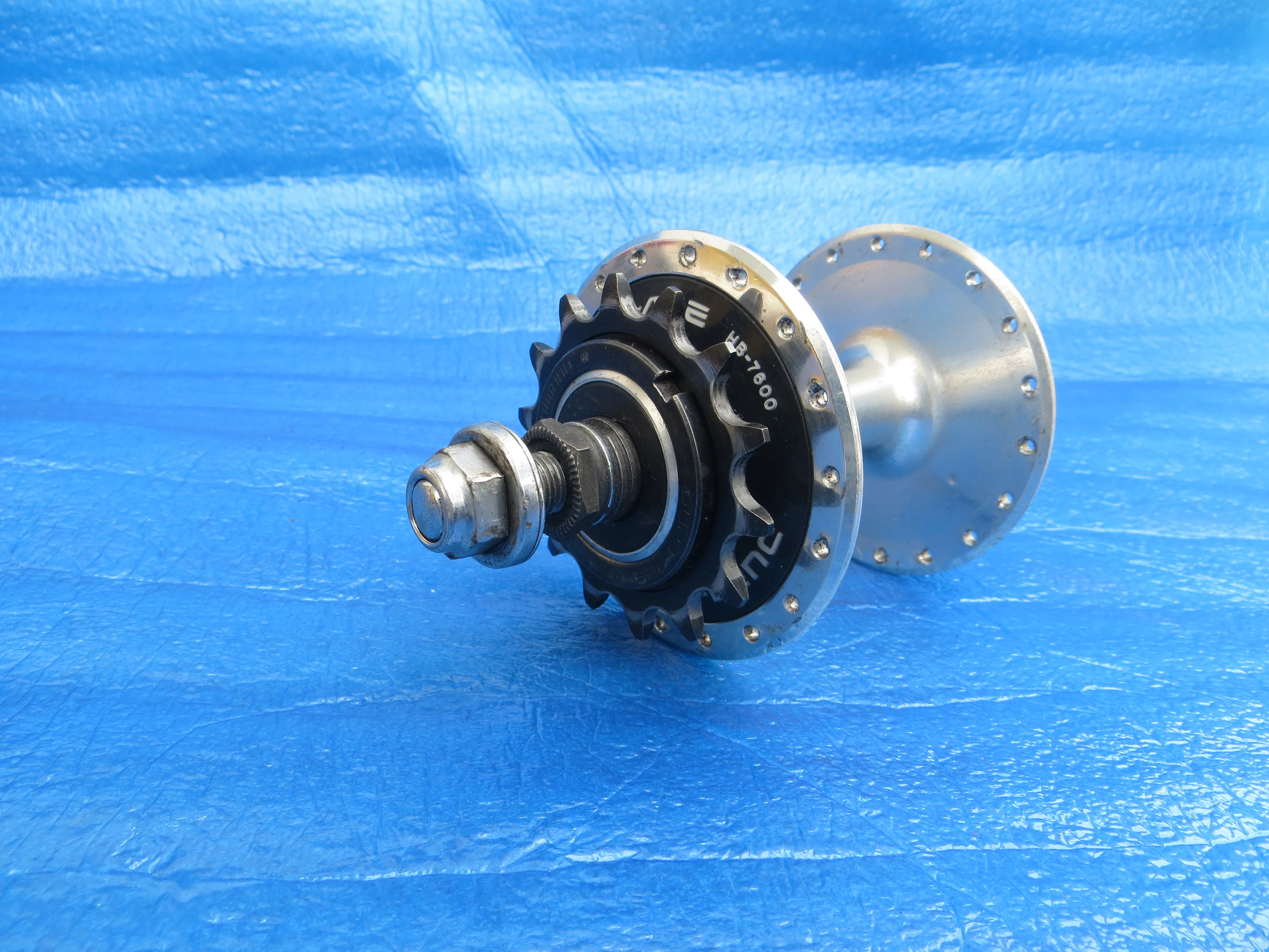 Shimano Dura Ace HB-7600 36H 120mm Rear Hub NJS (24110509)