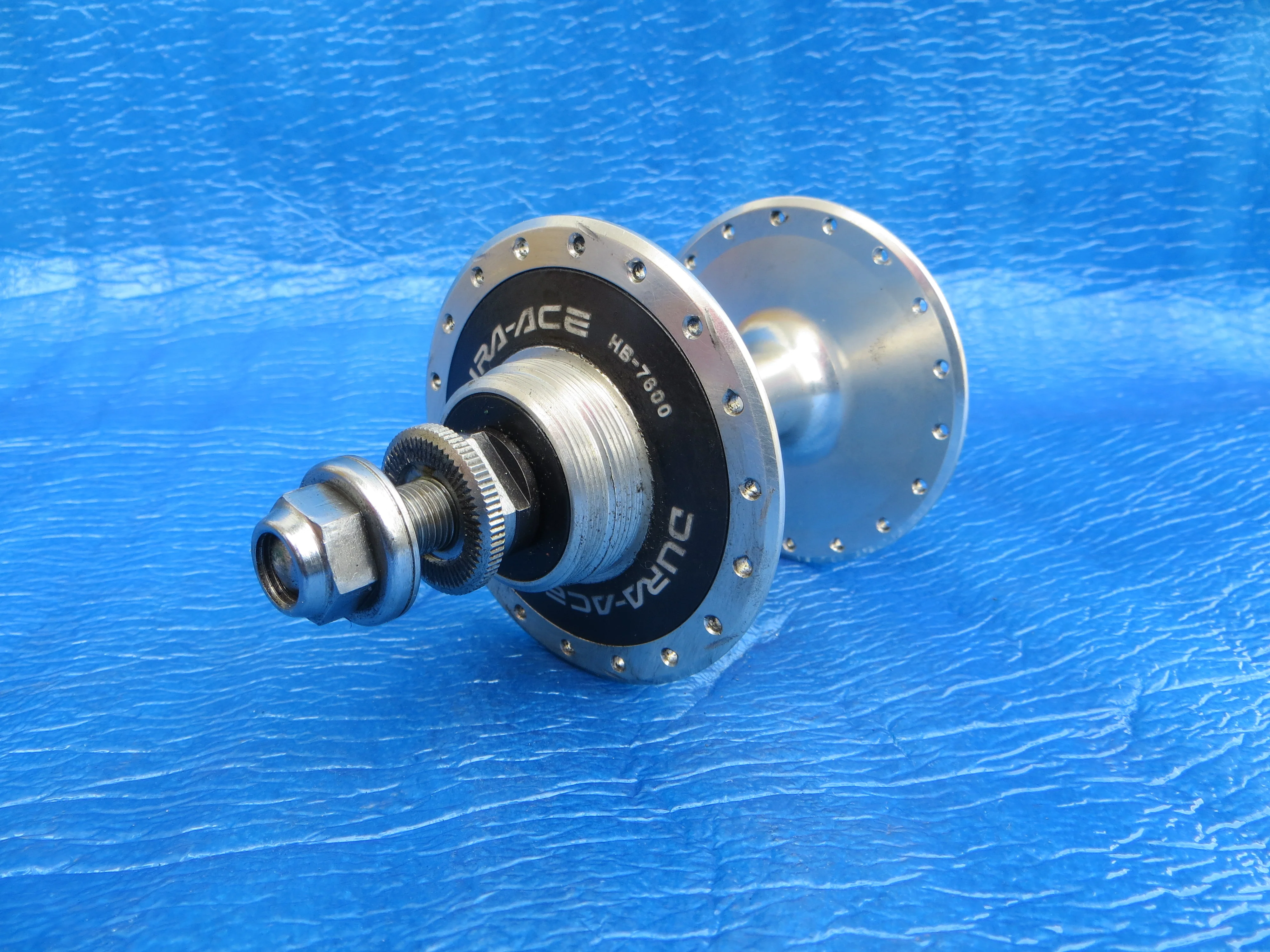Shimano Dura Ace HB-7600 36H 120mm Rear Hub NJS (26032709)
