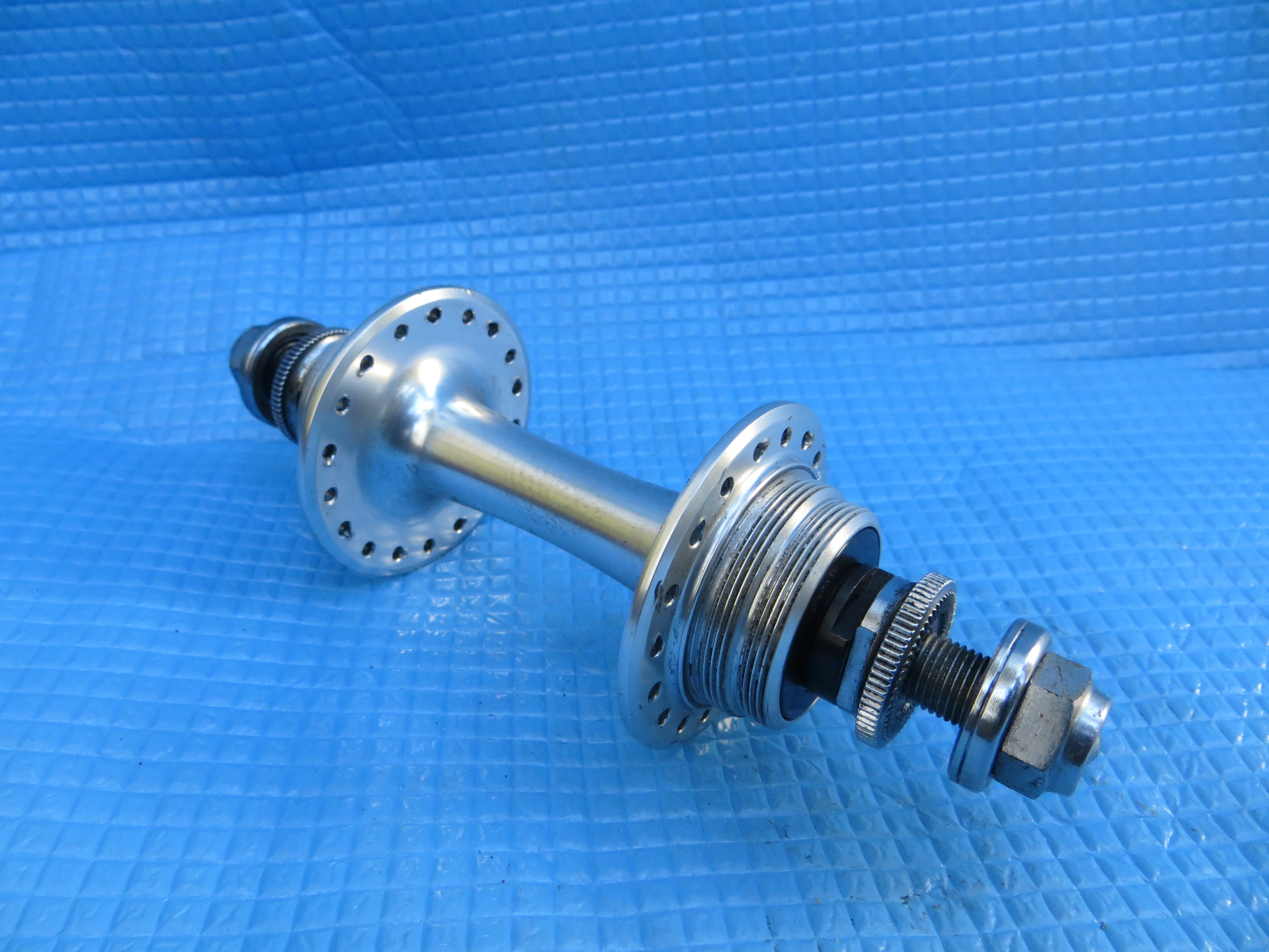 Shimano Dura Ace HB-7710 36H 120mm Rear Hub NJS (23010944) - Image 2