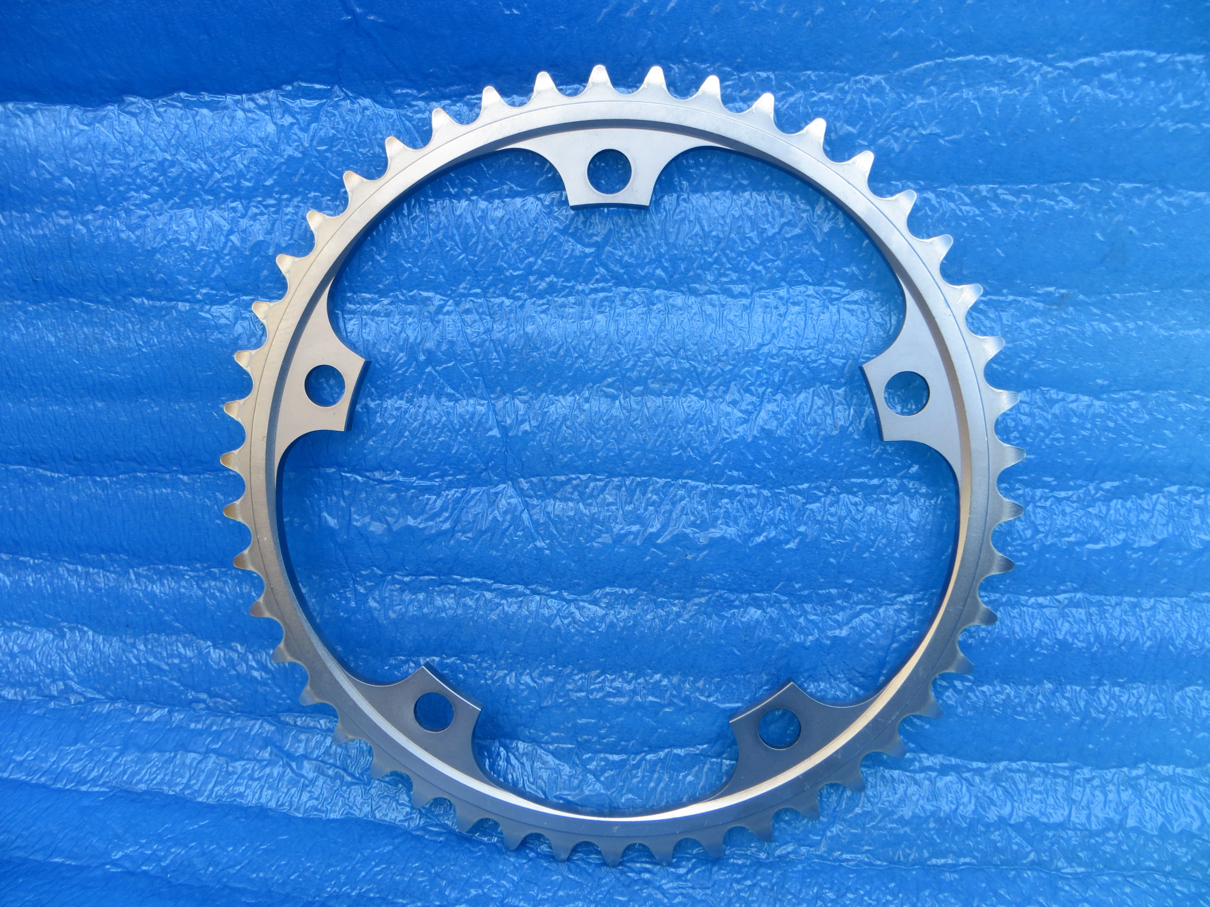 Shimano FC-7710 1/8" 144BCD NJS Chainring 46T (26022316) - Image 2