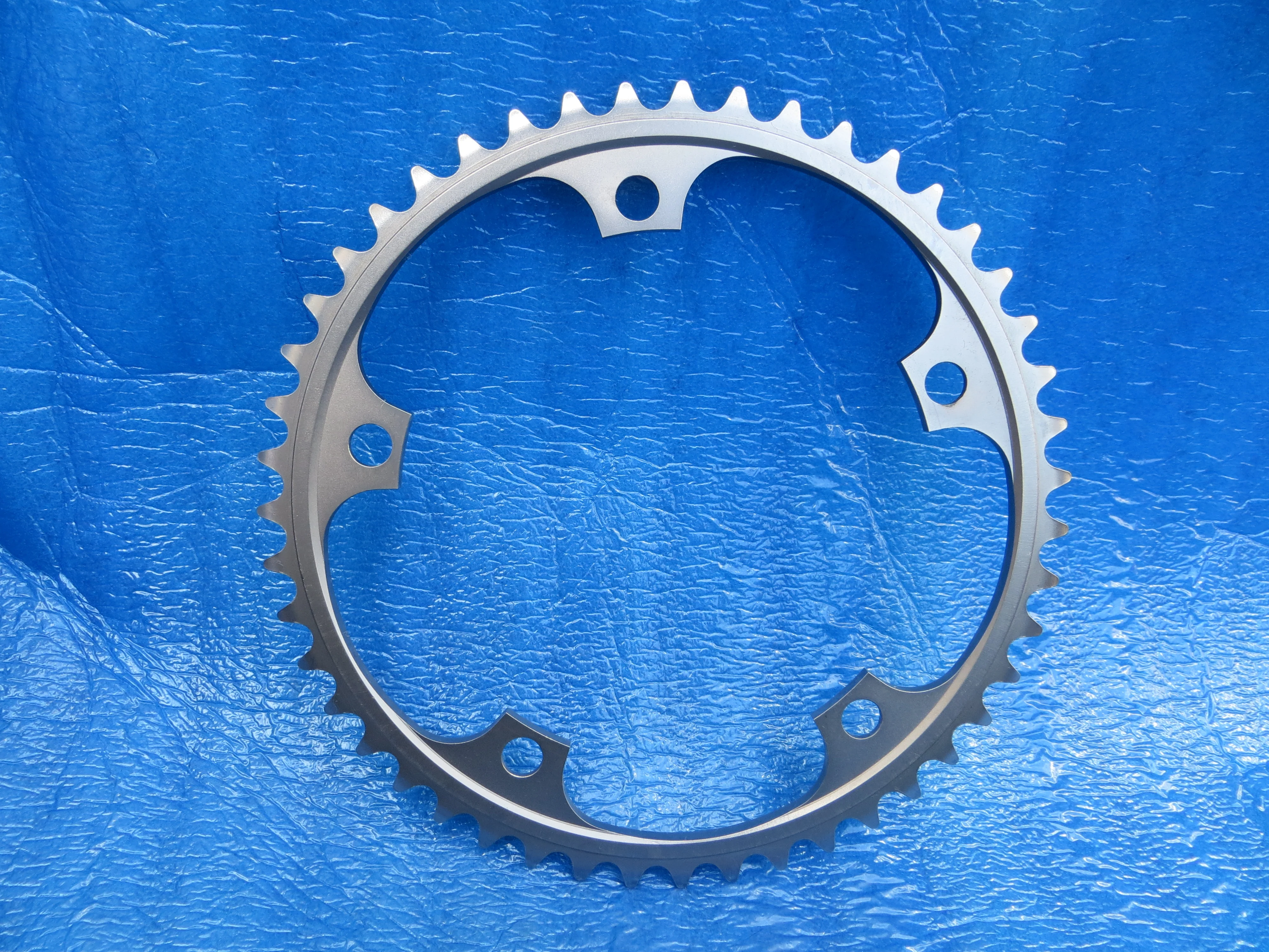 Shimano FC-7710 1/8" 144BCD NJS Chainring 47T (26050503) - Image 2