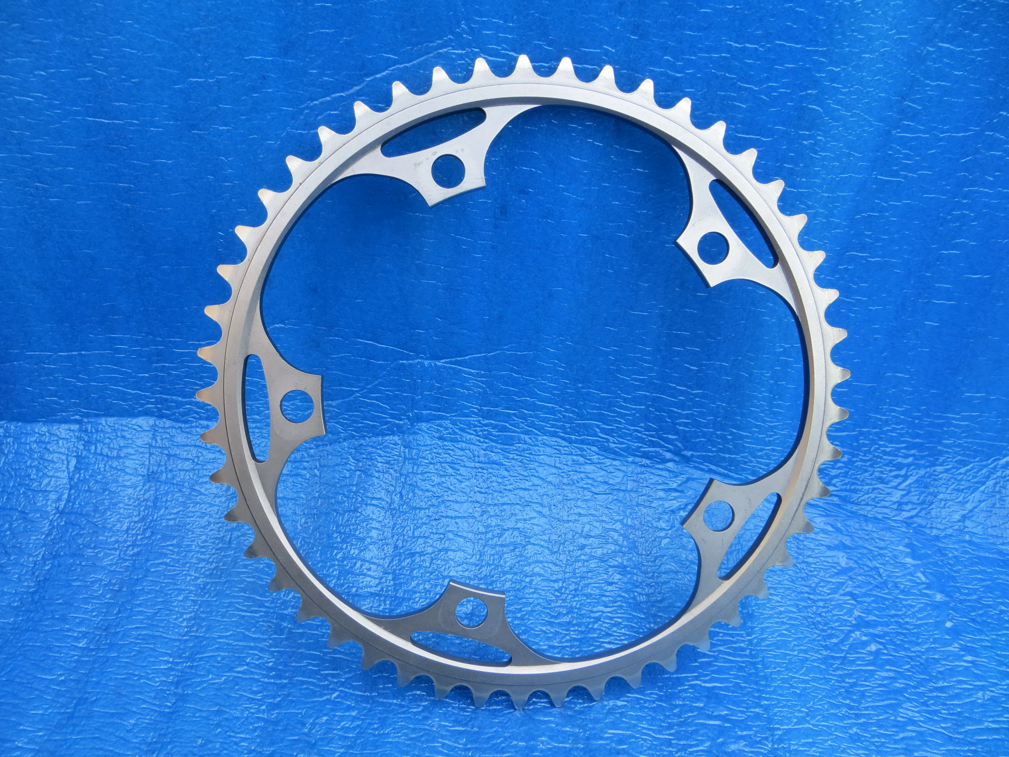 Shimano FC-7710 1/8" 144BCD NJS Chainring 49T (26041927) - Image 2