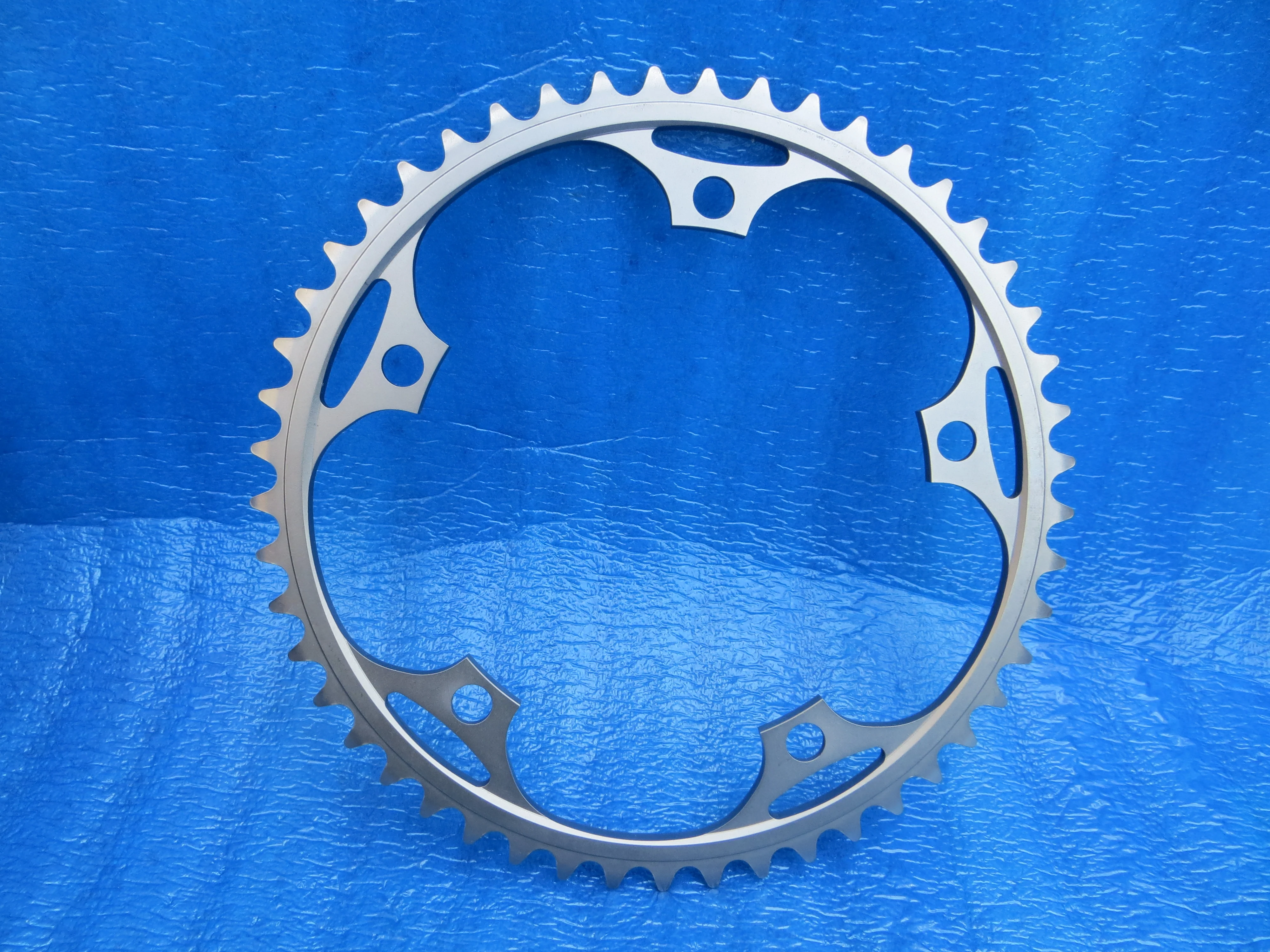 Shimano FC-7710 1/8" 144BCD NJS Chainring 49T (26041928) - Image 2