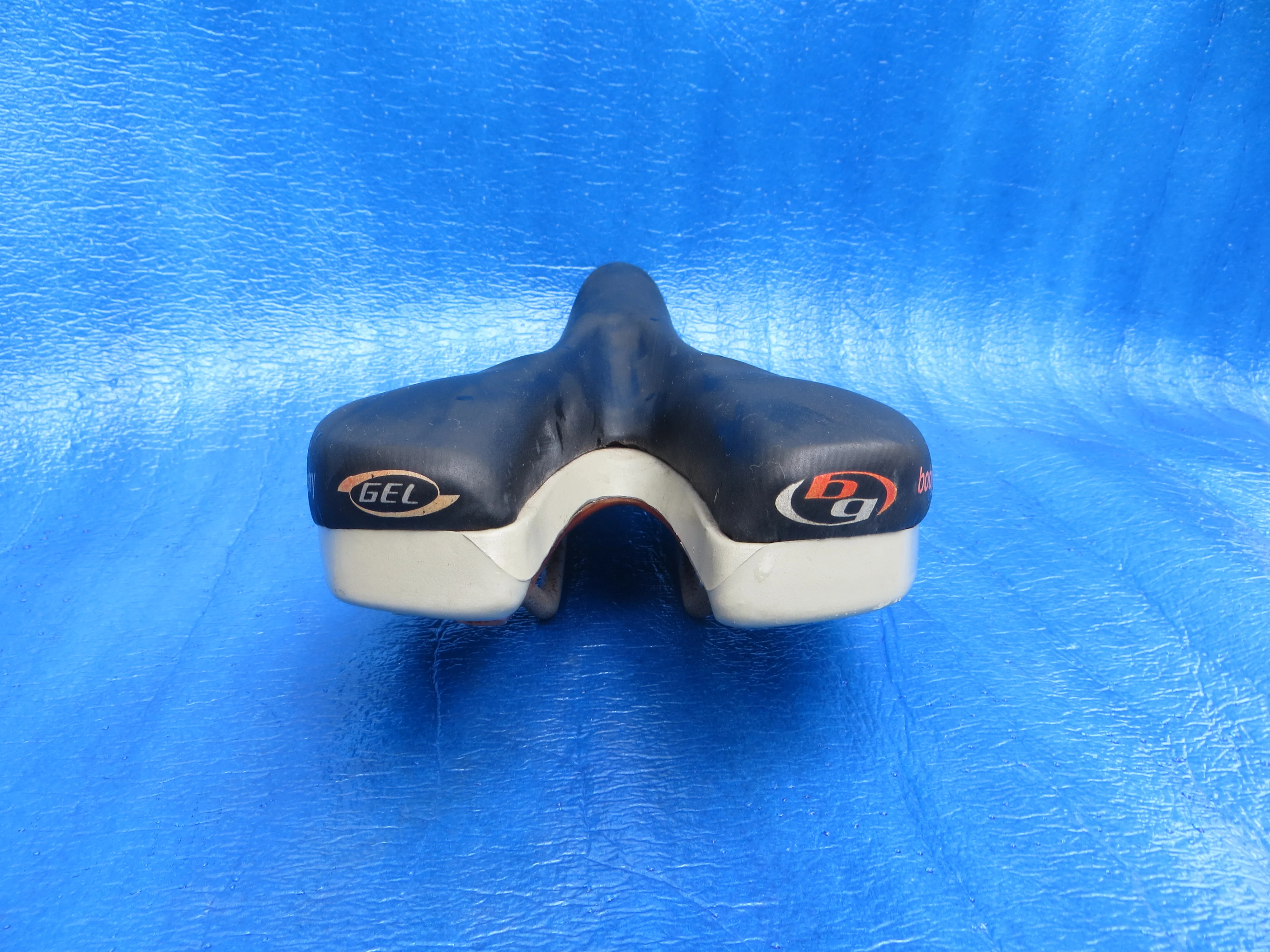 Specialized Body Geometry 44mm Ppadded Saddle Non NJS  (24100942) - Image 4
