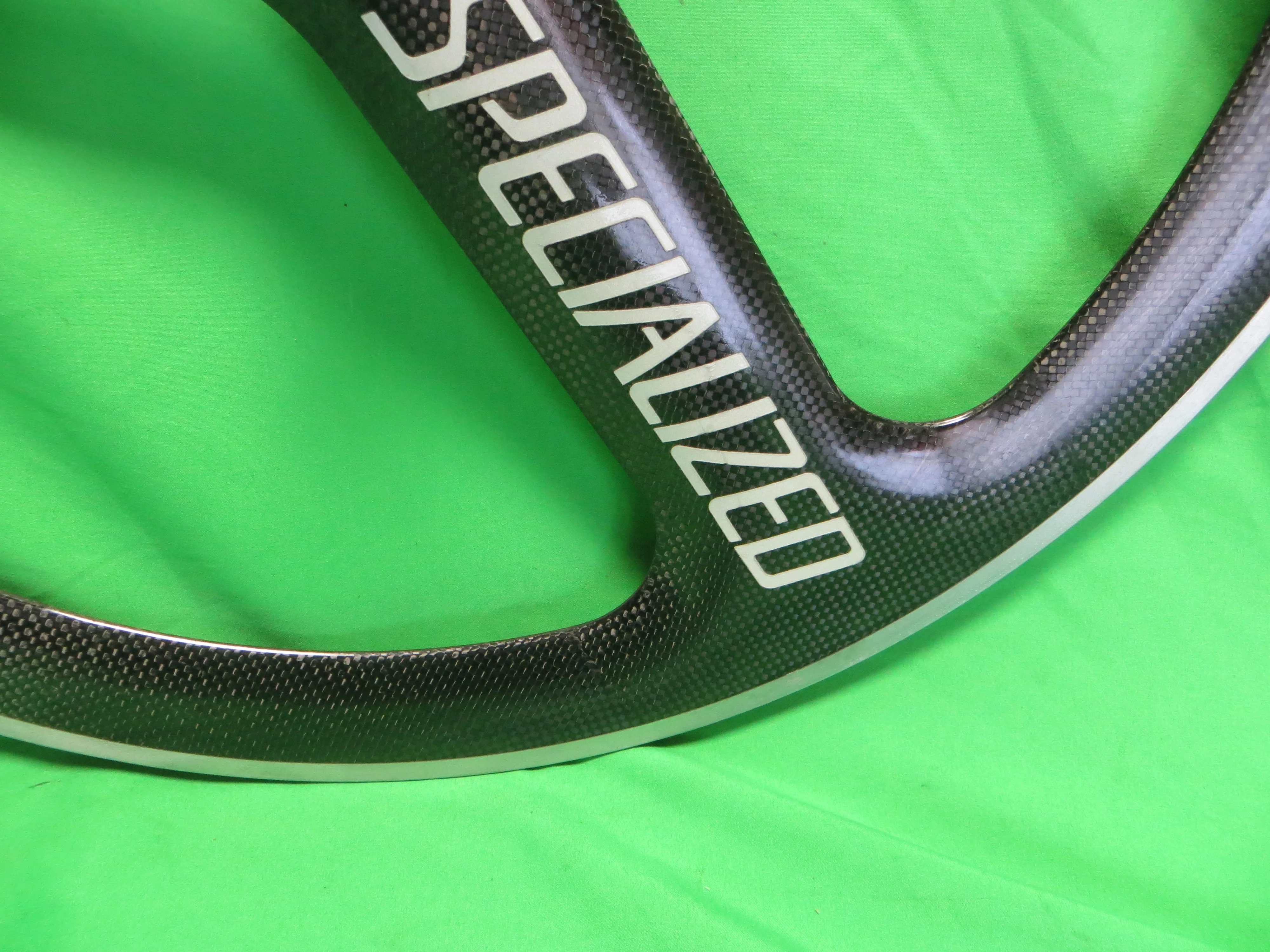 Specialized Tri-spoke Carbon Front Wheel Tubular 700c - Image 3
