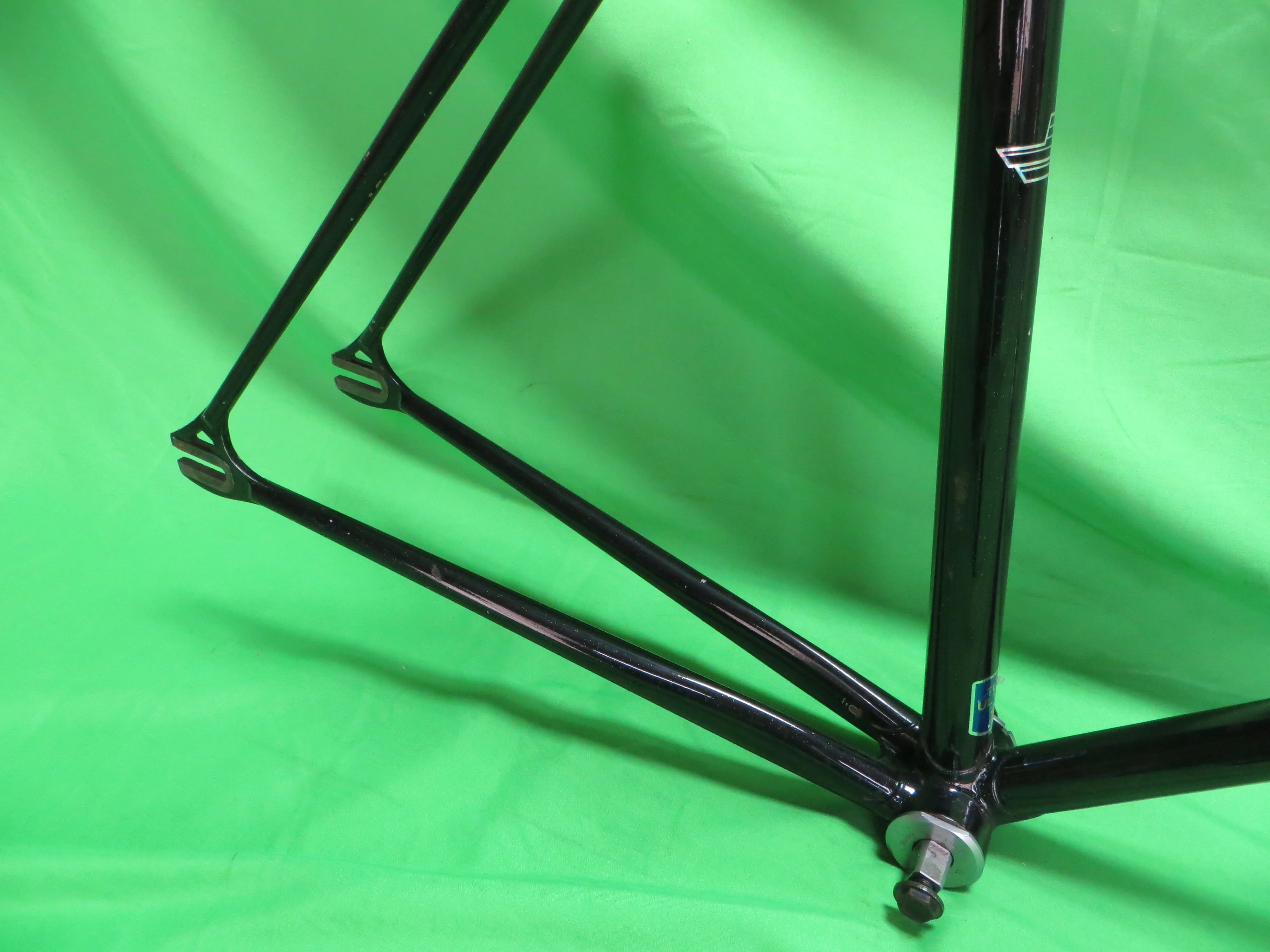 Stratos Columbus Max Fork // Black with Fine Gold Flake // 50cm - Image 14