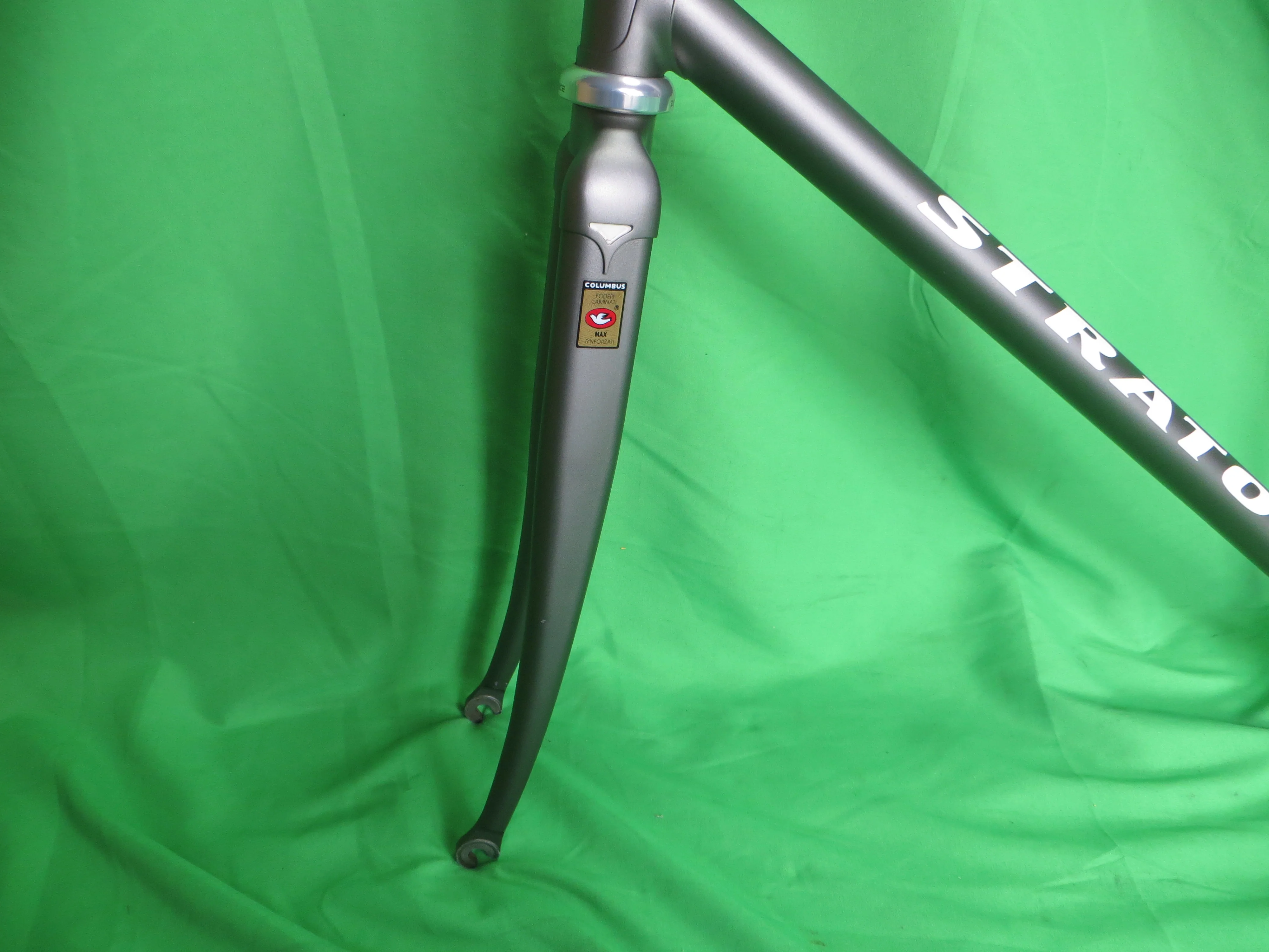 Stratos Columbus Max Fork // Matte Gray // 52.5cm - Image 3