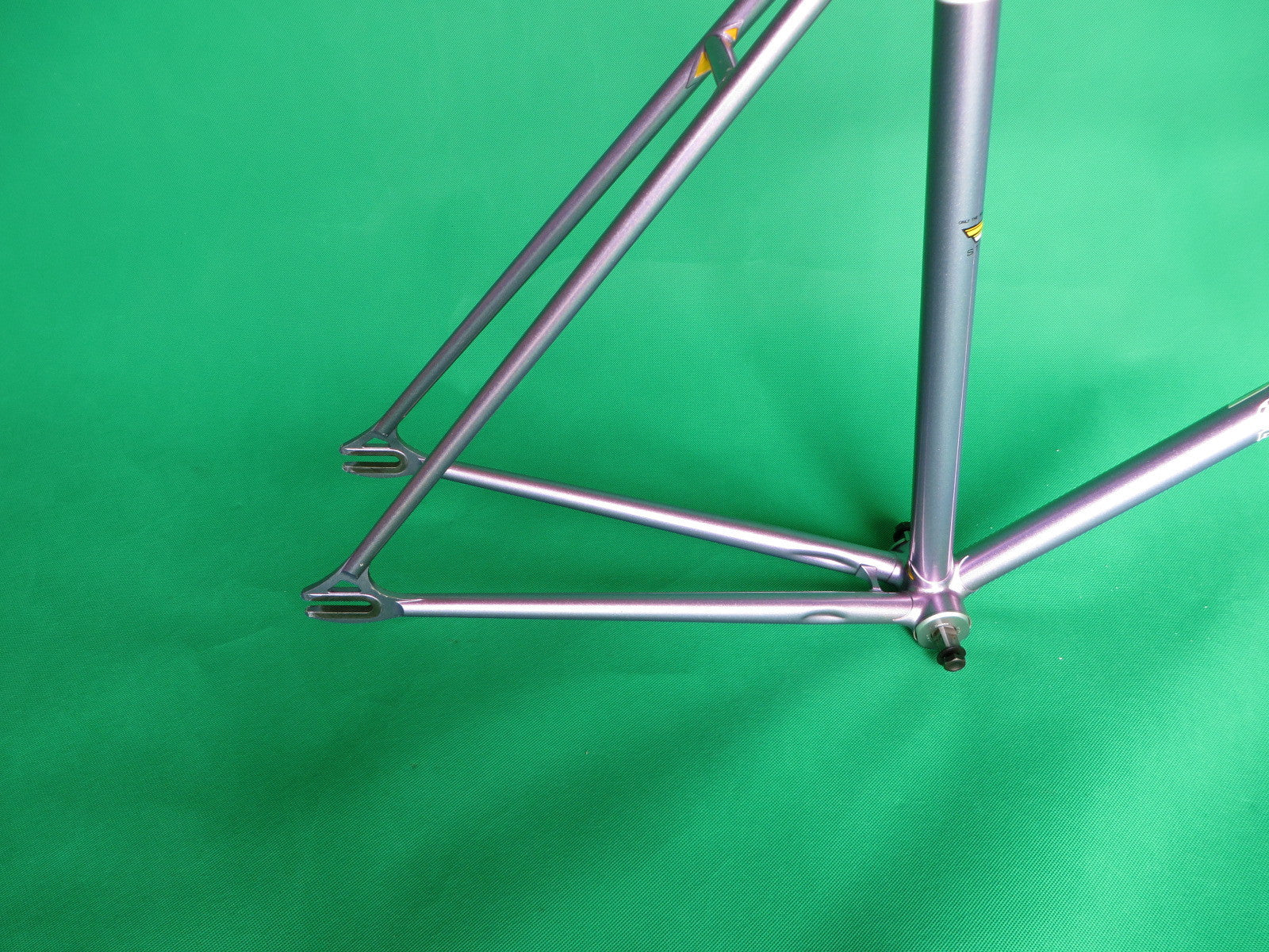 Stratos Light Purple Metallic (50.5cm) - Image 13