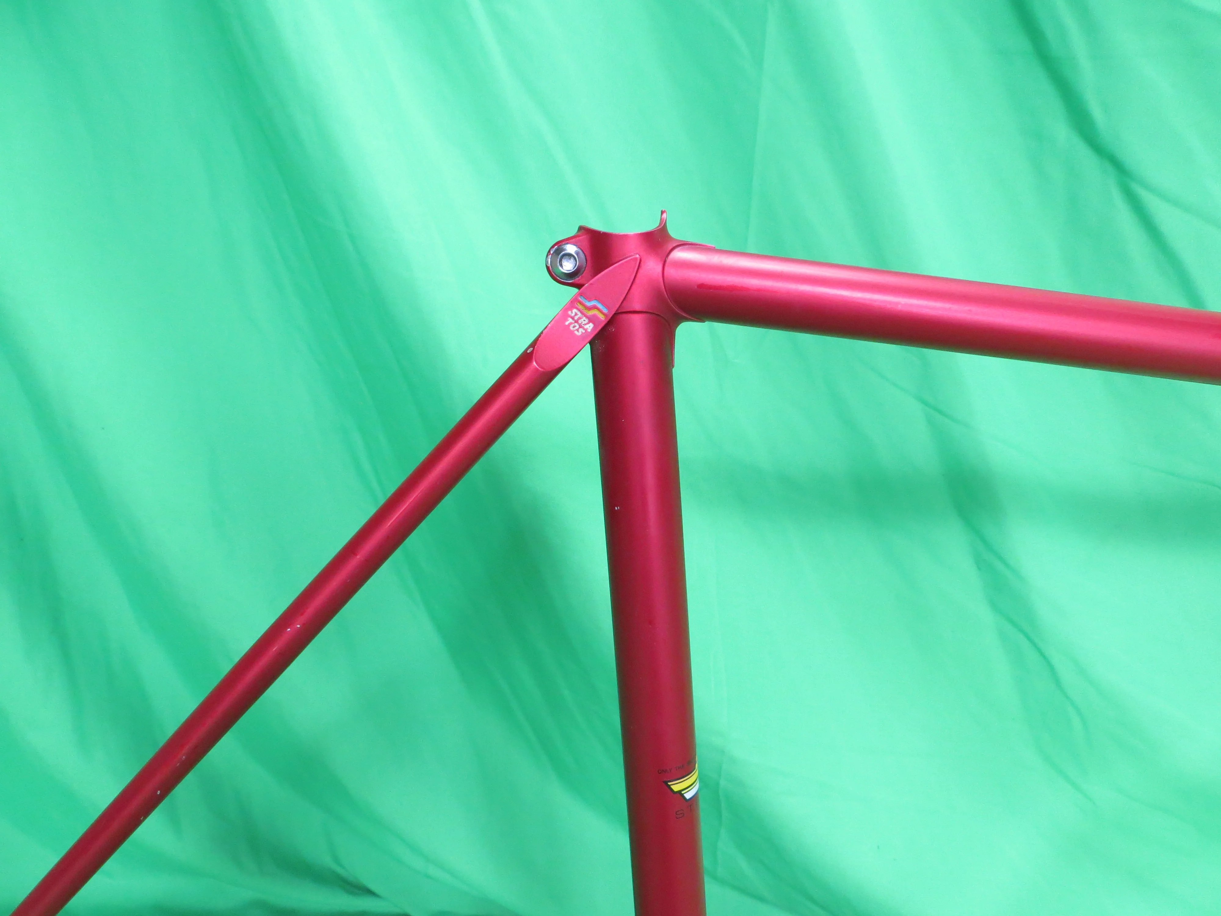 Stratos  // Matte Red  // 50.5cm - Image 12