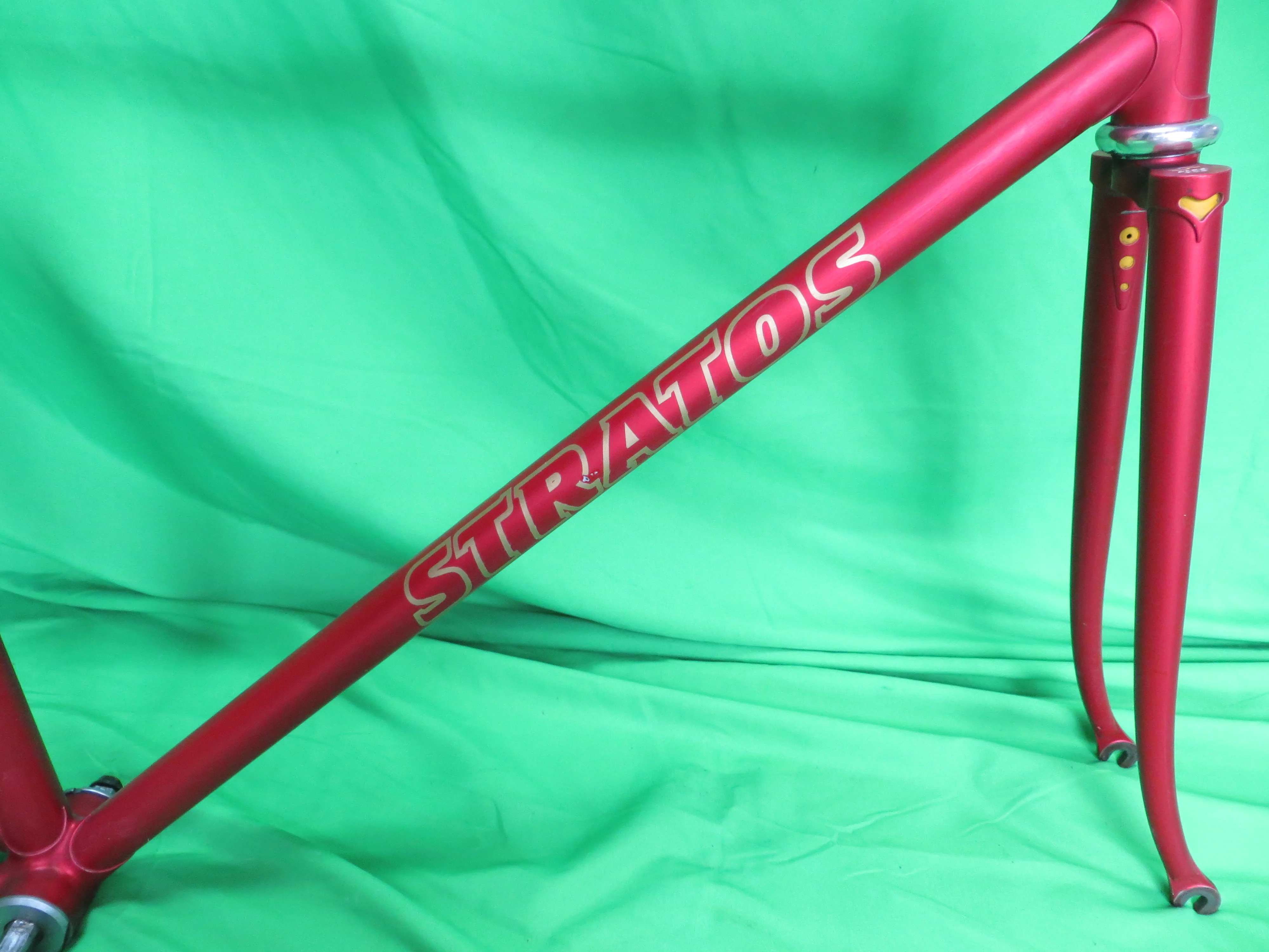 Stratos  // Matte Red  // 50.5cm - Image 13