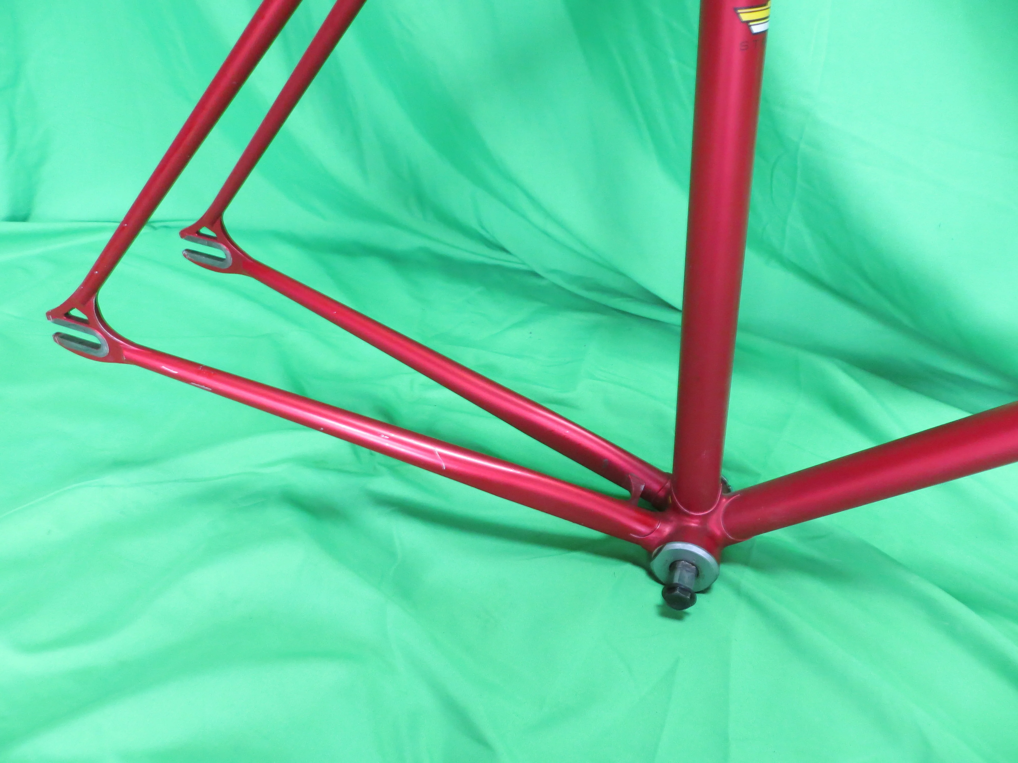 Stratos  // Matte Red  // 50.5cm - Image 14