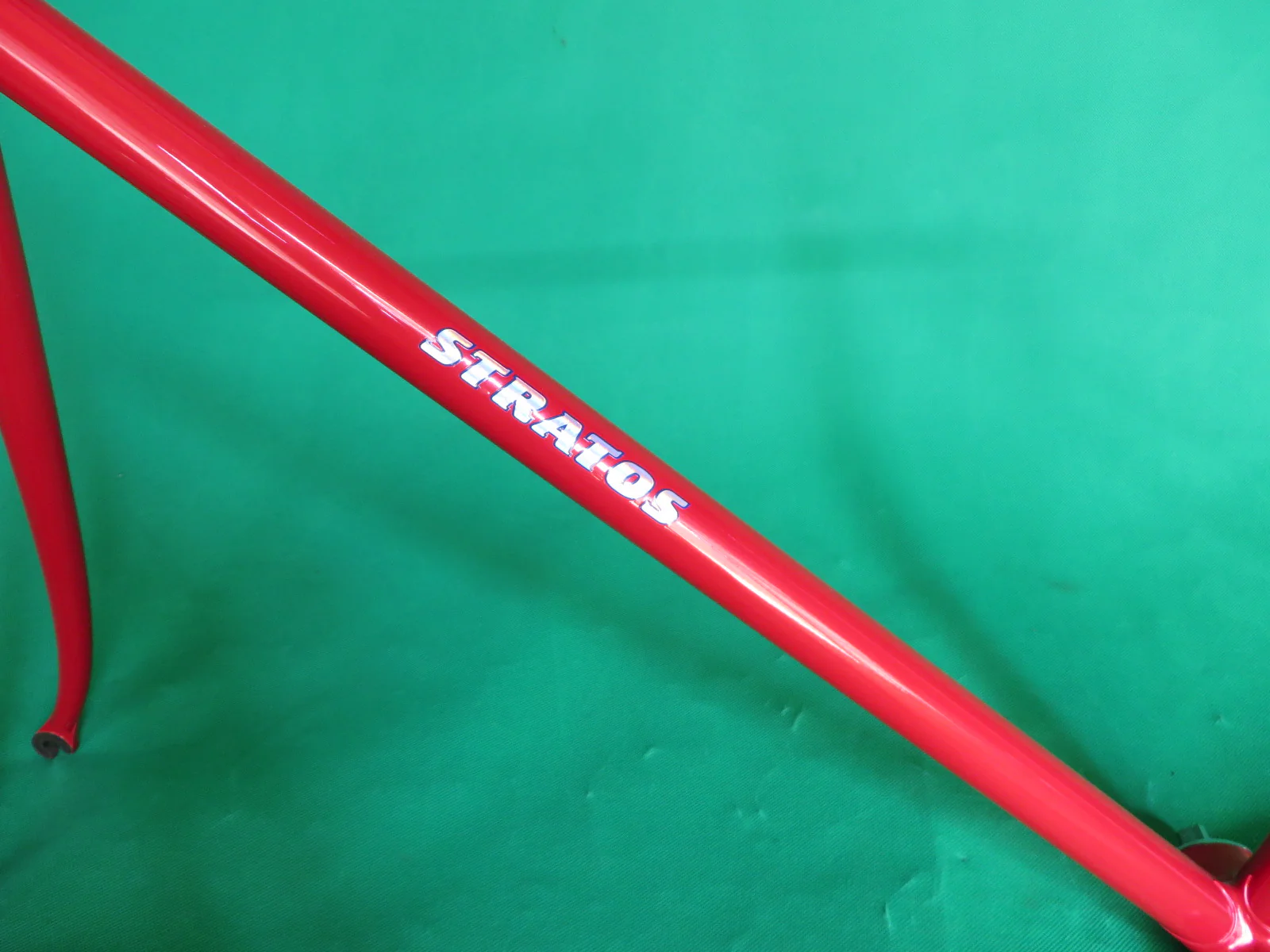 Stratos  // Red  // 53.5cm - Image 6