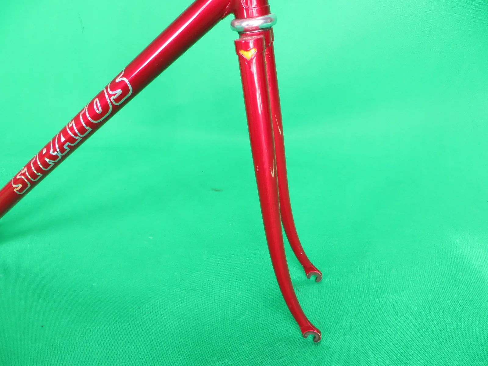 Stratos  // Red Metallic White Fade  // 52cm - Image 10
