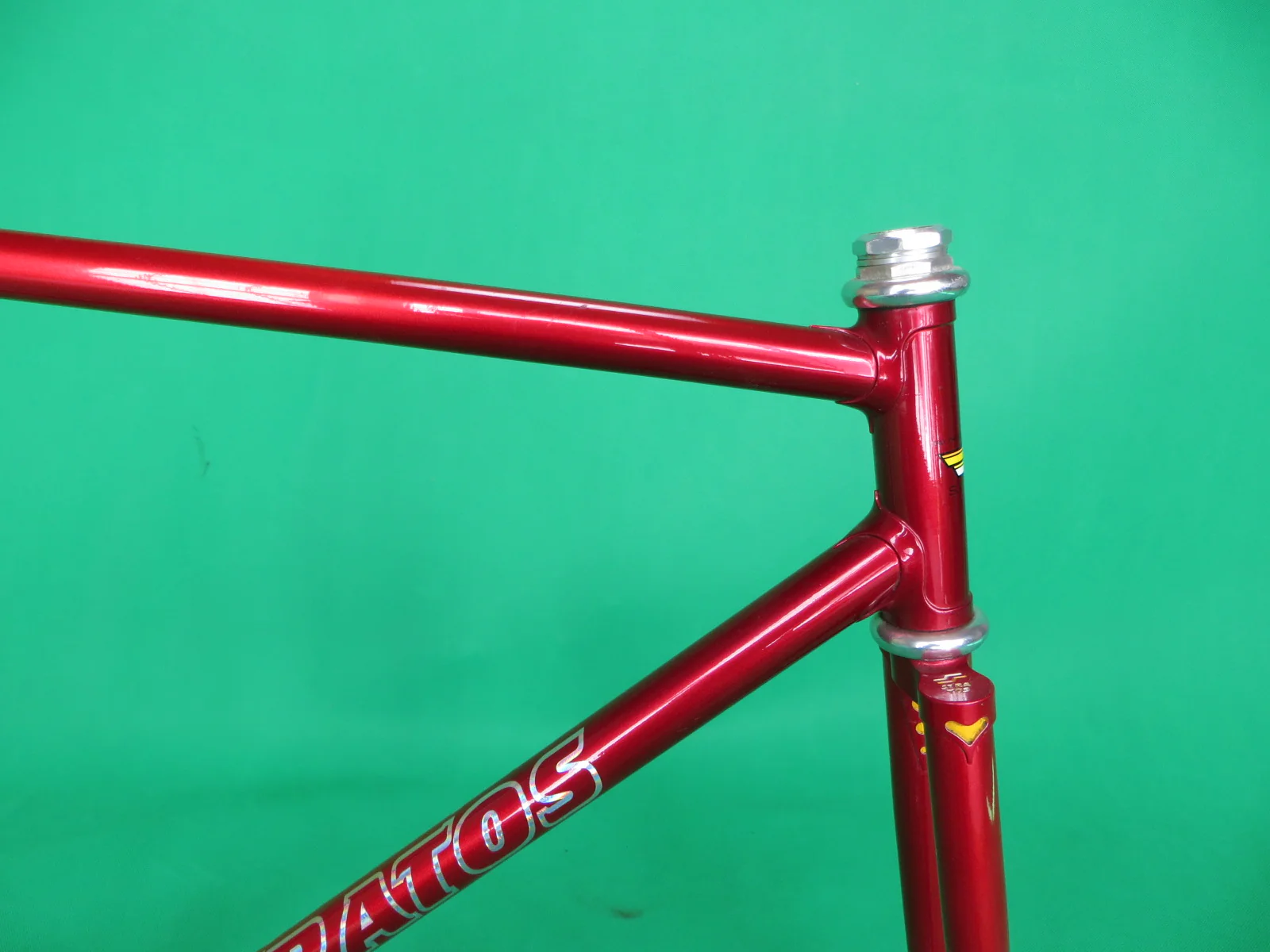 Stratos  // Red Metallic White Fade  // 52cm - Image 11