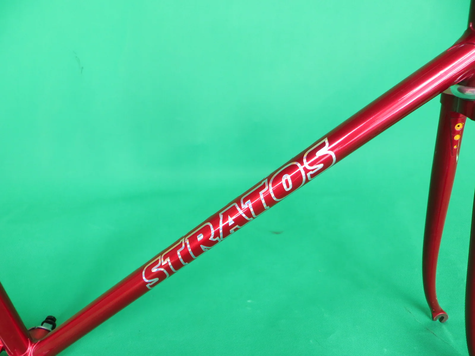 Stratos  // Red Metallic White Fade  // 52cm - Image 13