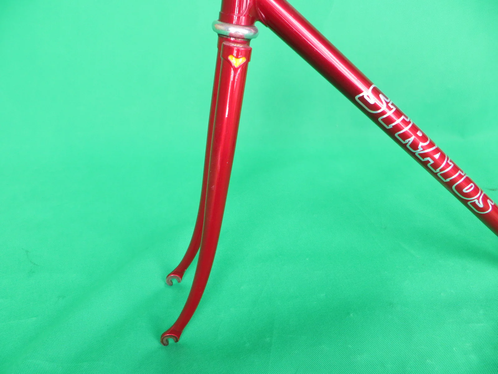 Stratos  // Red Metallic White Fade  // 52cm - Image 3