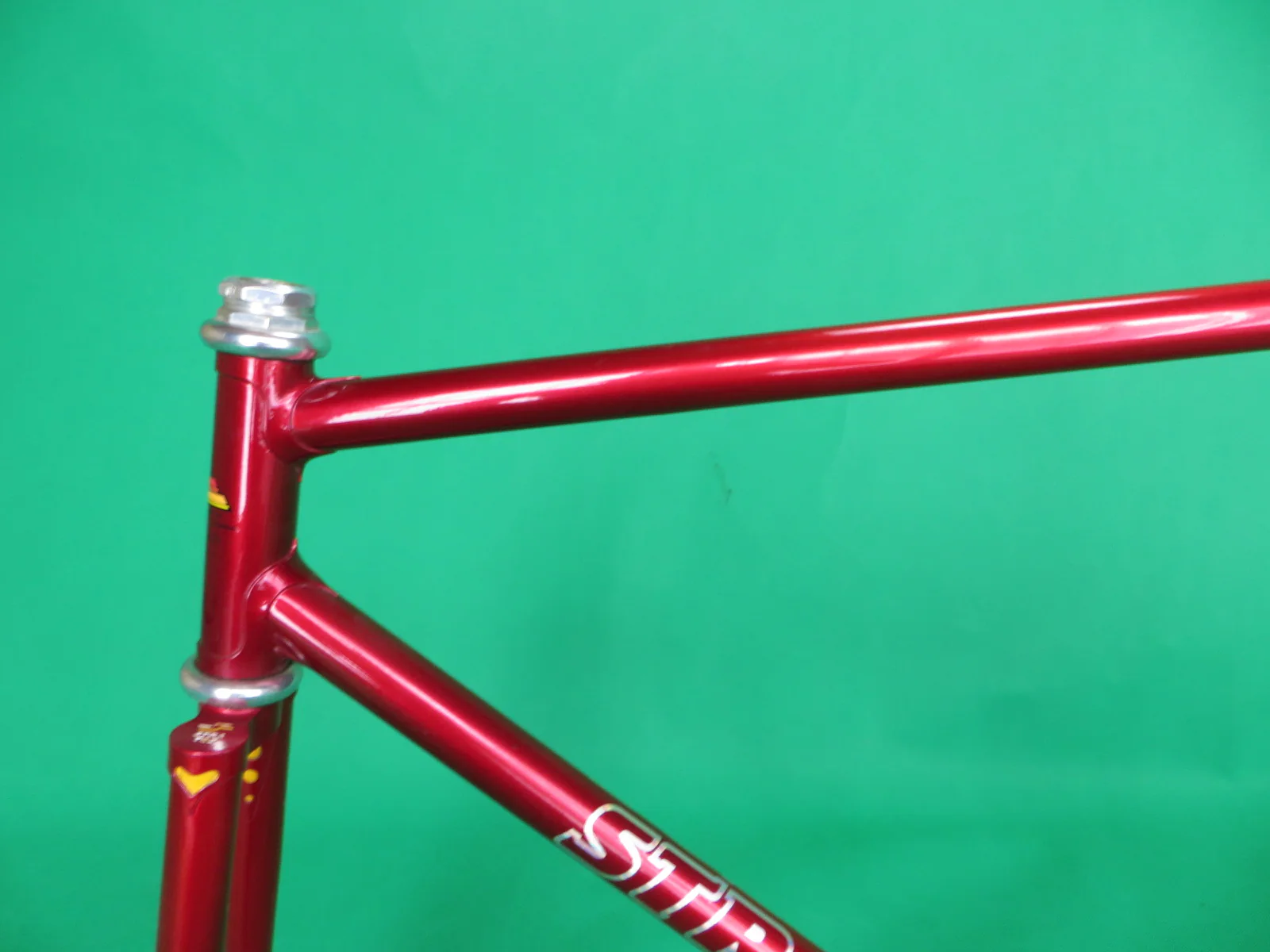 Stratos  // Red Metallic White Fade  // 52cm - Image 4