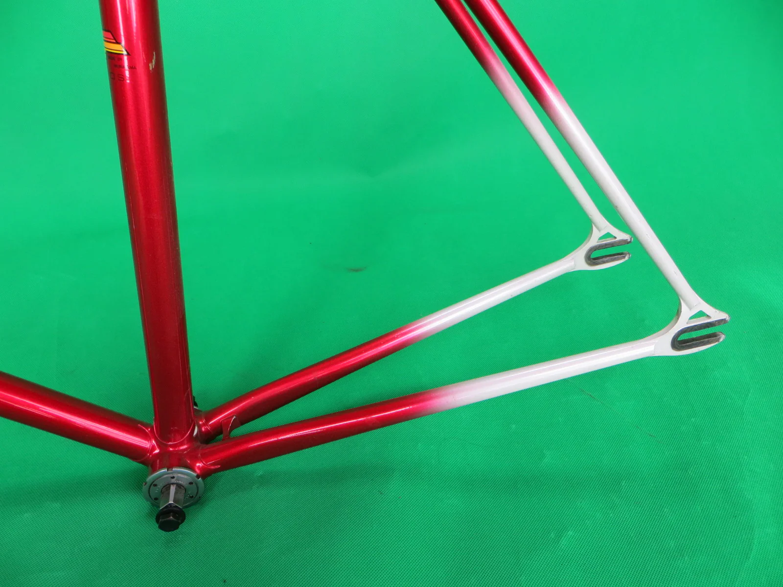 Stratos  // Red Metallic White Fade  // 52cm - Image 7