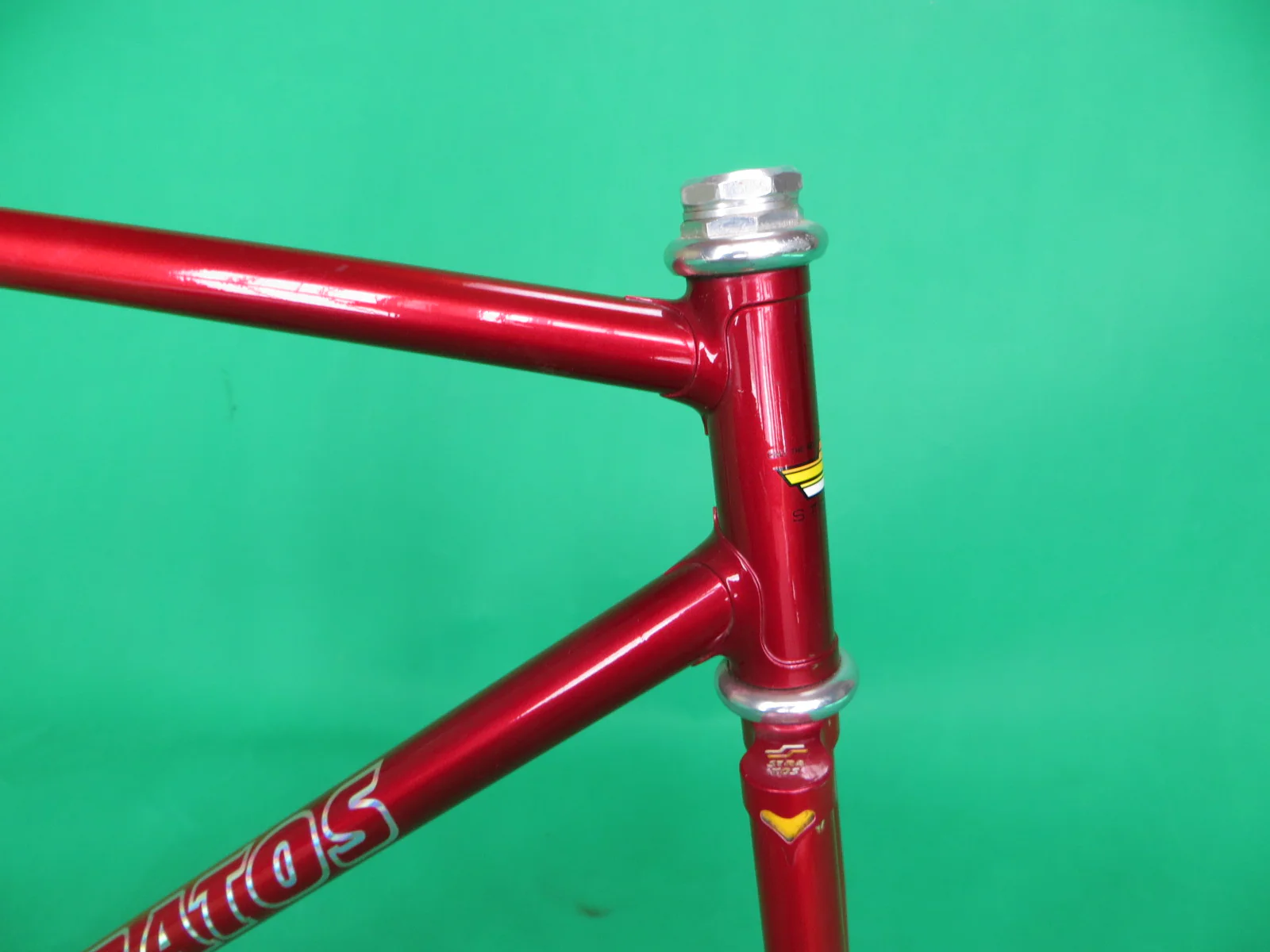 Stratos  // Red Metallic White Fade  // 52cm - Image 9