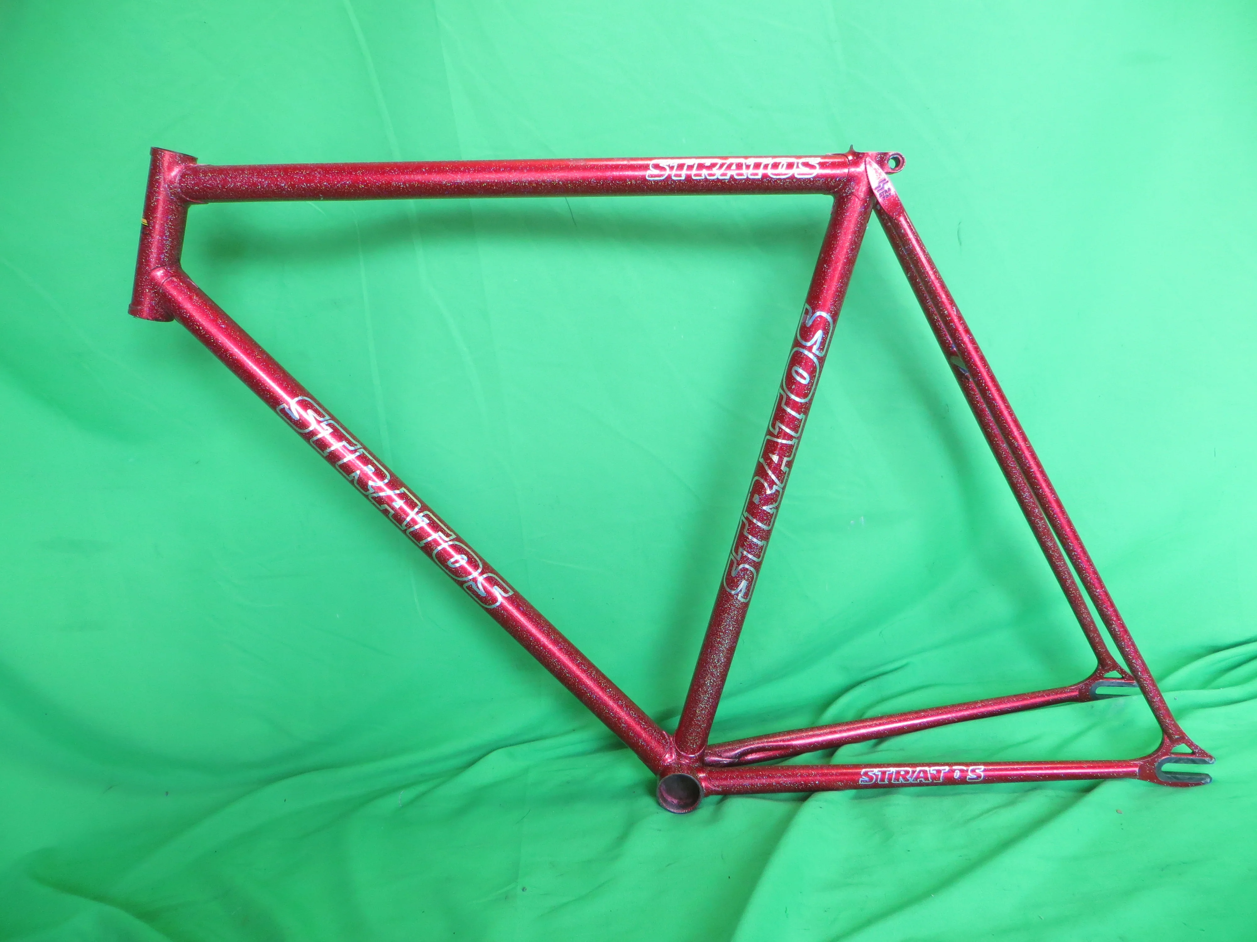 Stratos // Red with Rainbow Flake // 54.5cm // For Repairs /2603070
