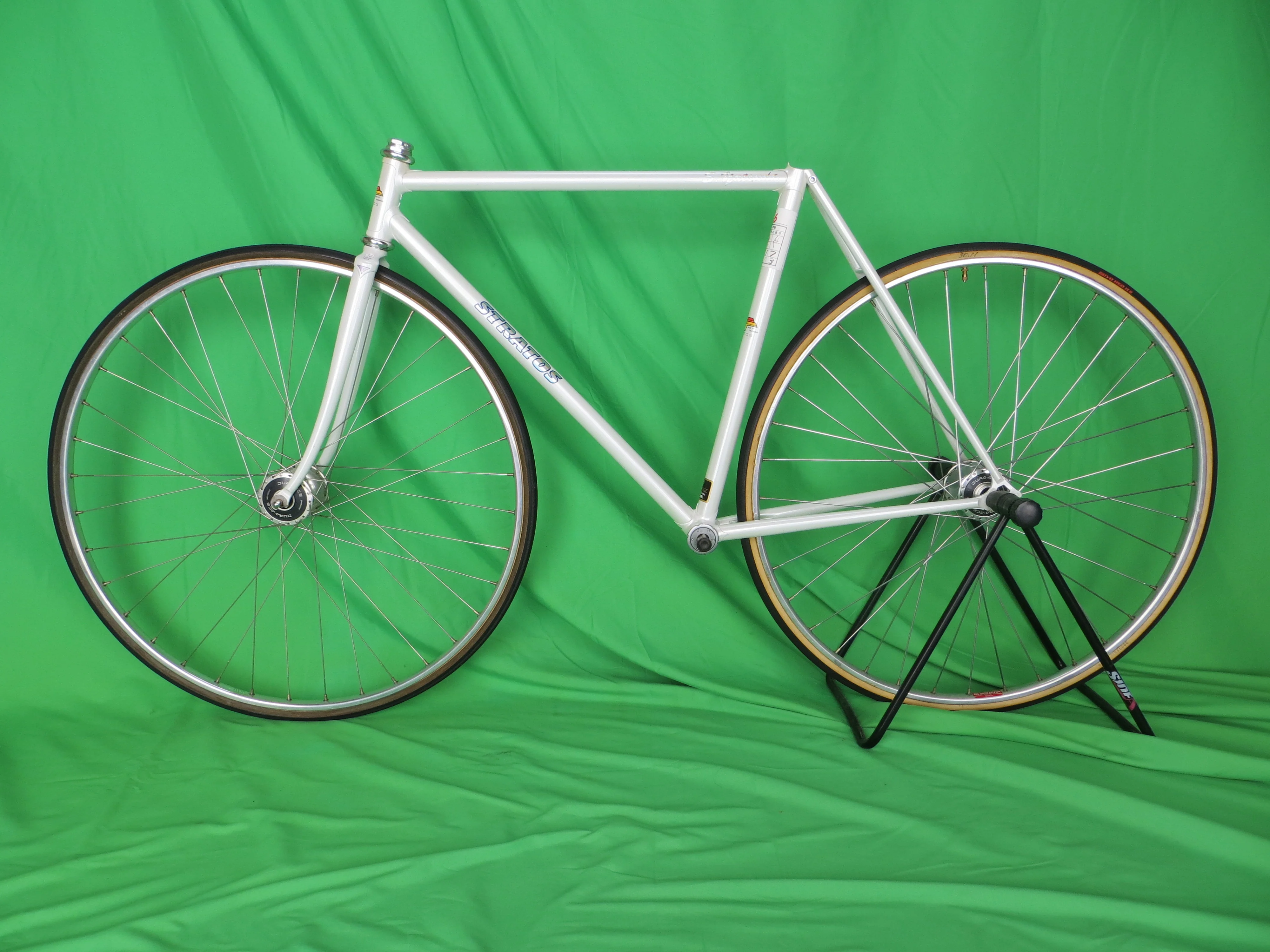 Stratos Tange Prestige // White // 50.5cm - Image 16