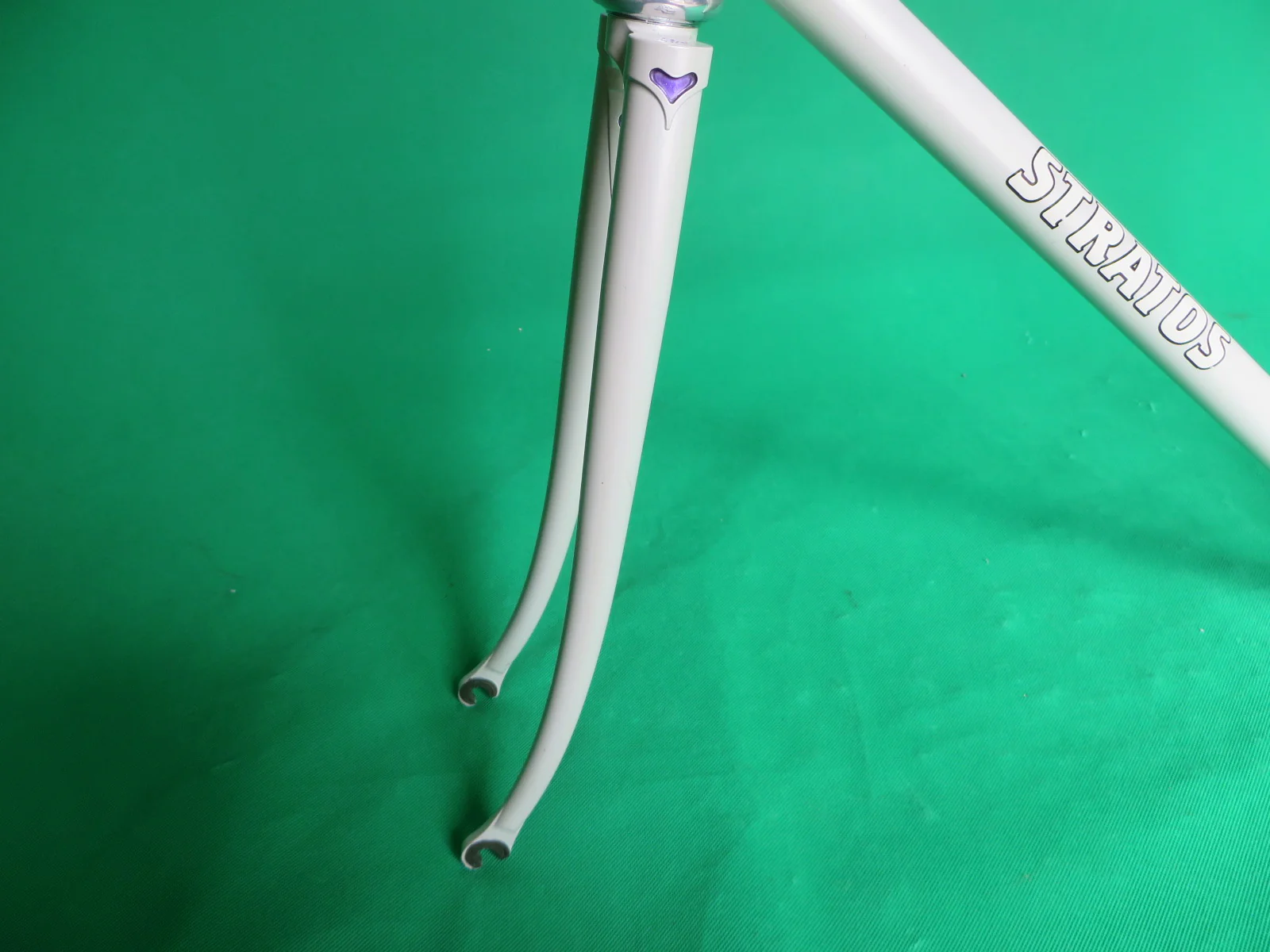 Stratos // White // 50.5cm - Image 3